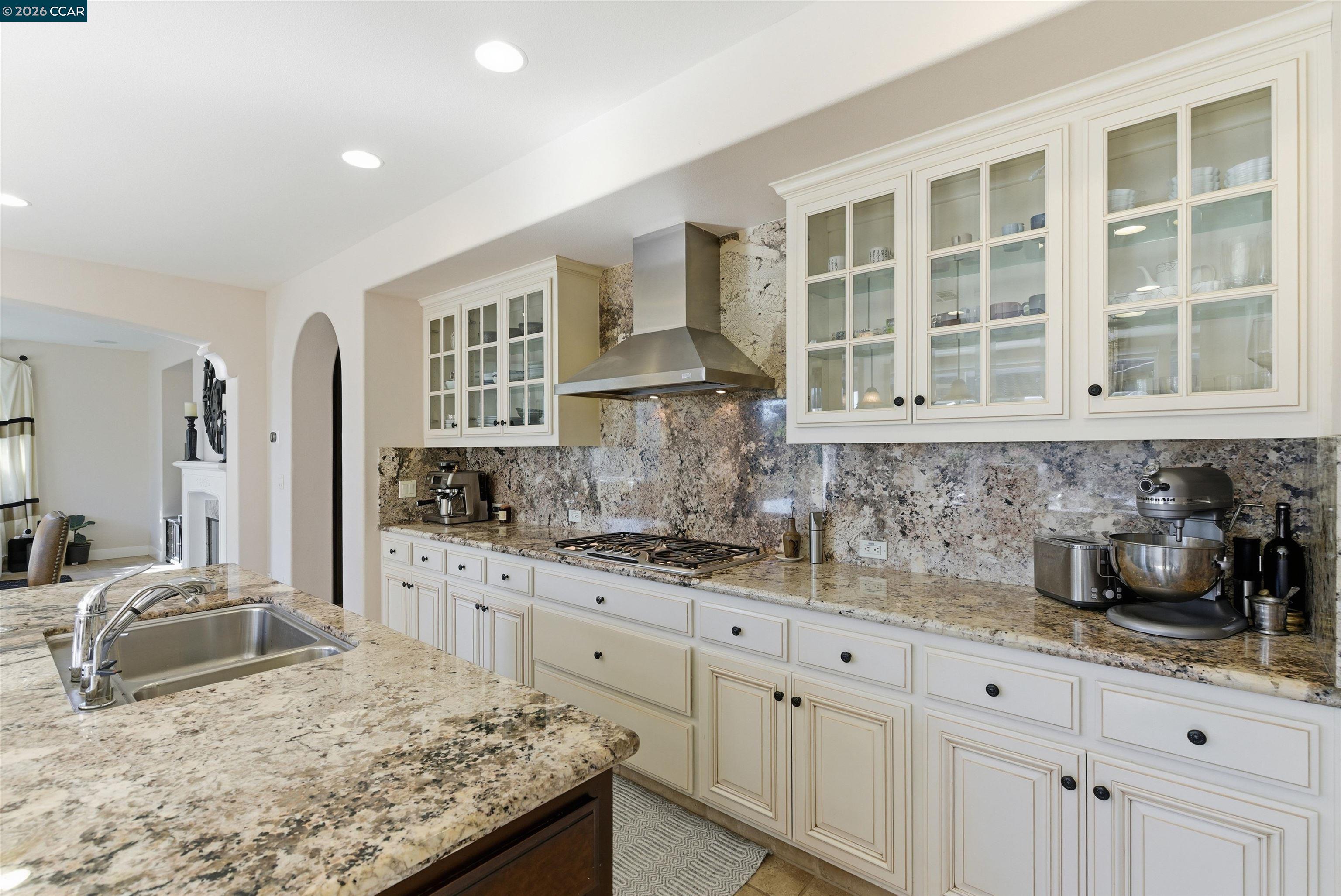 Detail Gallery Image 12 of 33 For 1041 S Wedgewood, San Ramon,  CA 94582 - 4 Beds | 3/1 Baths