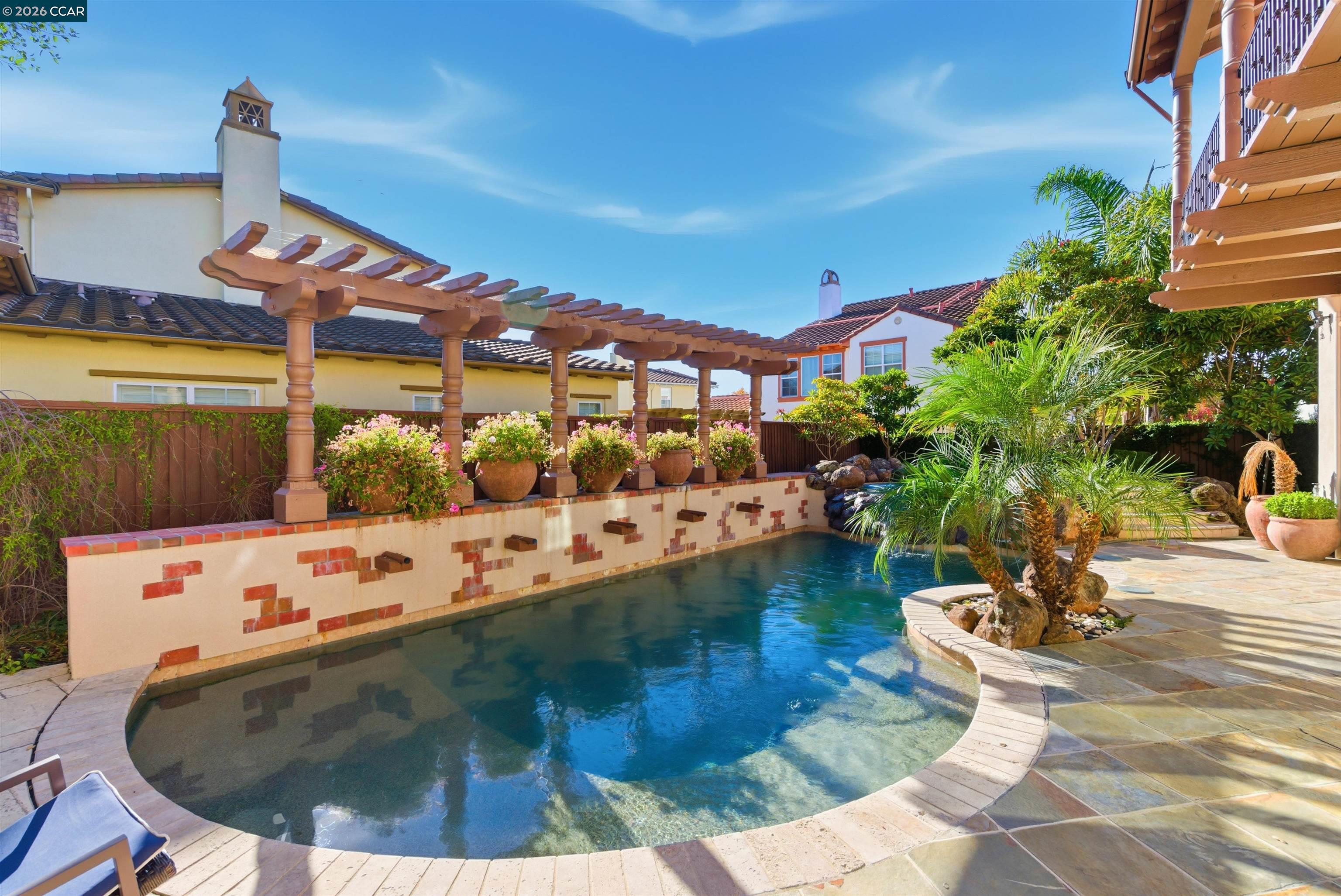 Detail Gallery Image 4 of 33 For 1041 S Wedgewood, San Ramon,  CA 94582 - 4 Beds | 3/1 Baths