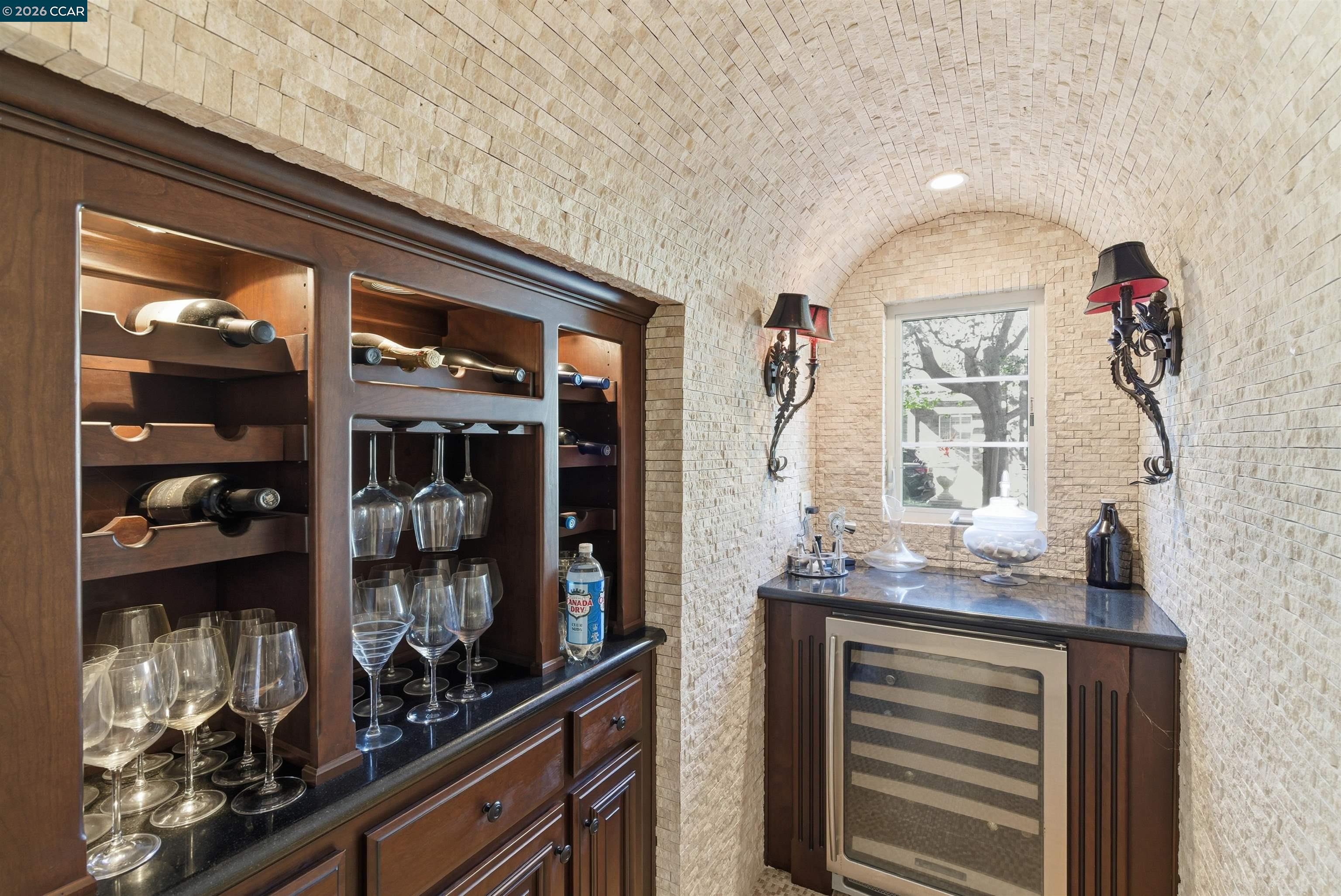 Detail Gallery Image 10 of 33 For 1041 S Wedgewood, San Ramon,  CA 94582 - 4 Beds | 3/1 Baths