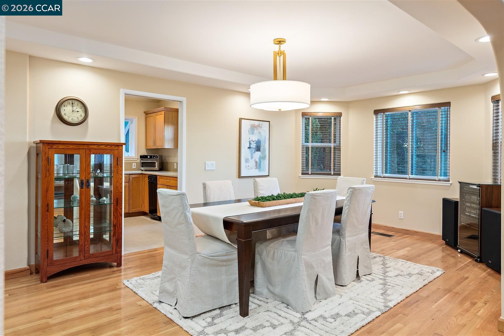 Detail Gallery Image 13 of 60 For 166 Midship Dr, Hercules,  CA 94547 - 5 Beds | 4 Baths