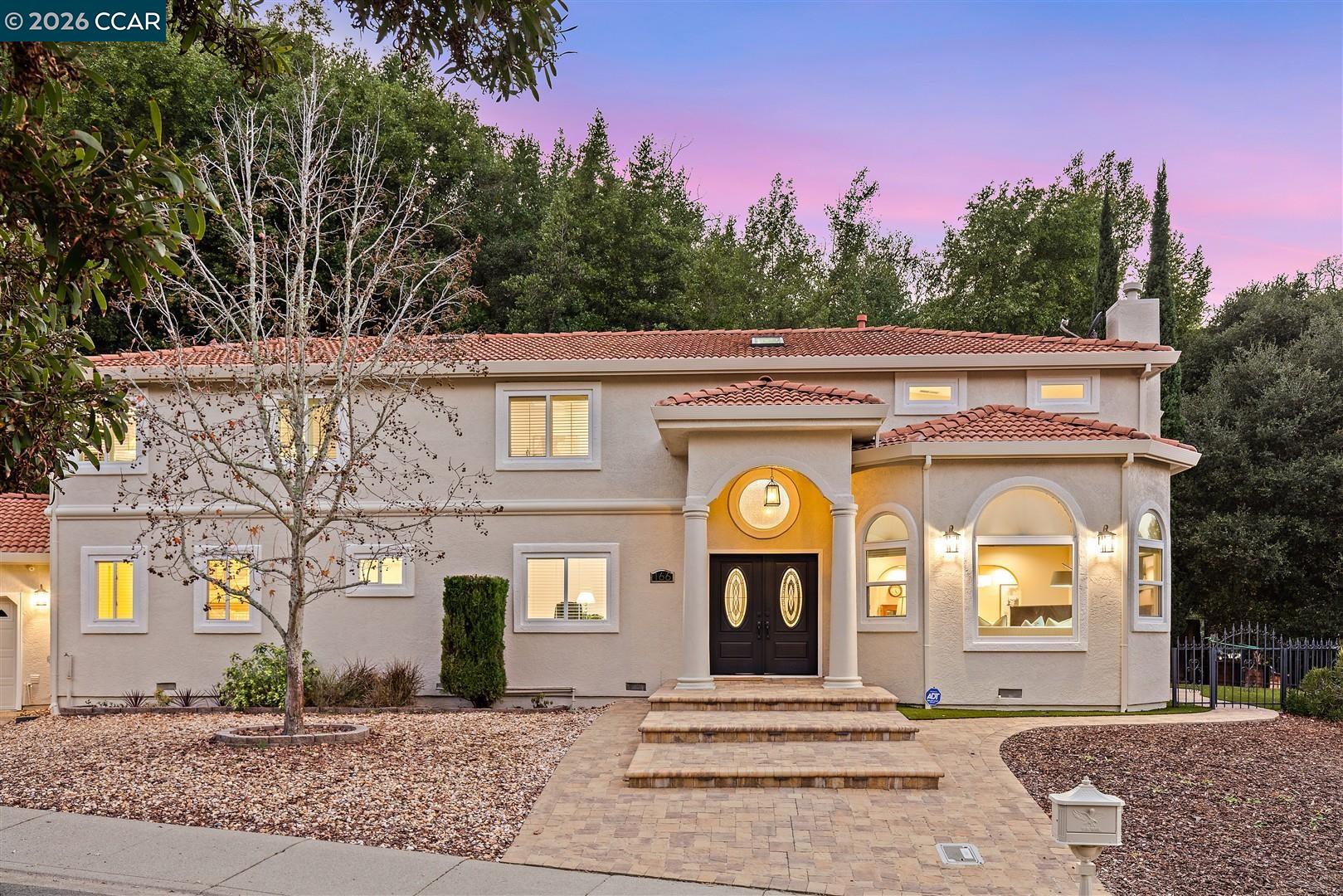 Detail Gallery Image 3 of 60 For 166 Midship Dr, Hercules,  CA 94547 - 5 Beds | 4 Baths