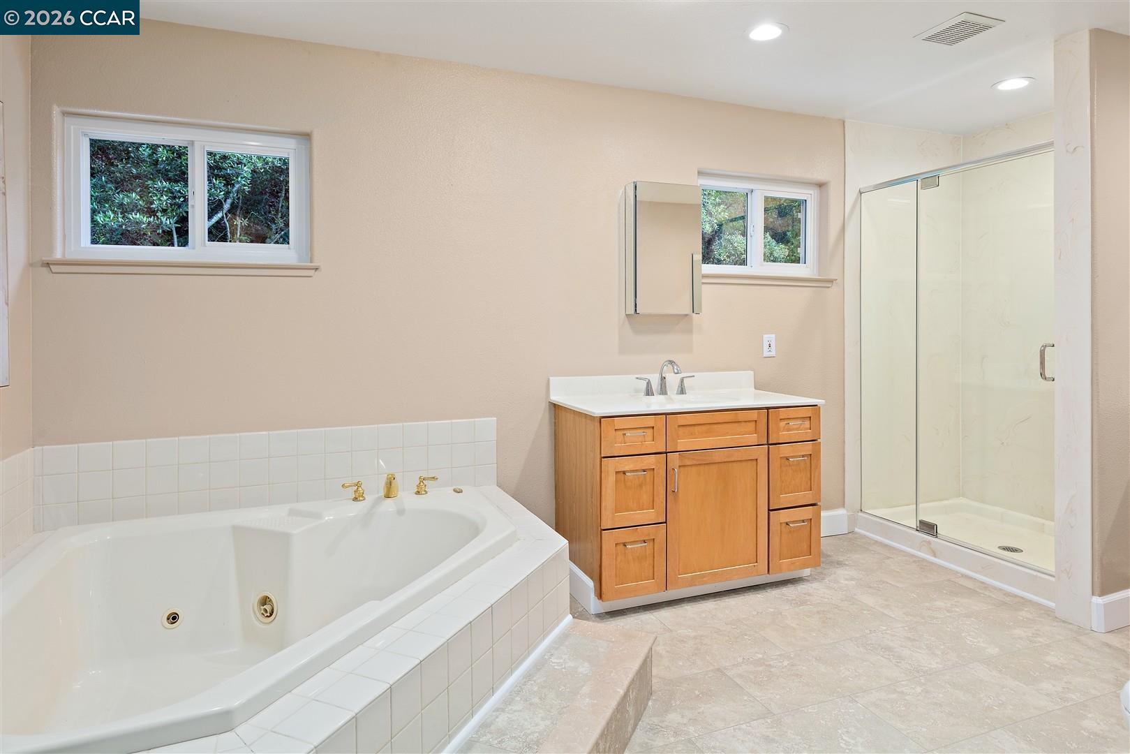 Detail Gallery Image 40 of 60 For 166 Midship Dr, Hercules,  CA 94547 - 5 Beds | 4 Baths