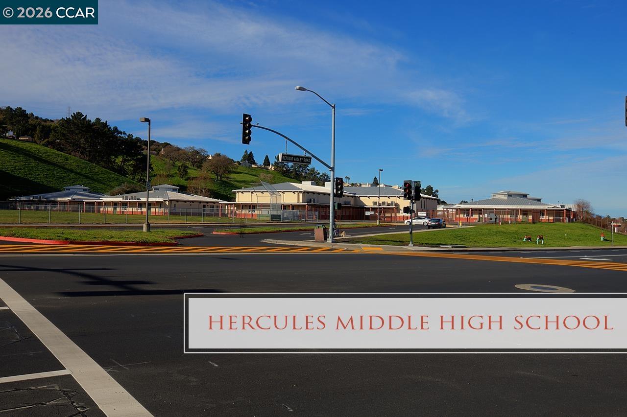 Detail Gallery Image 57 of 60 For 166 Midship Dr, Hercules,  CA 94547 - 5 Beds | 4 Baths