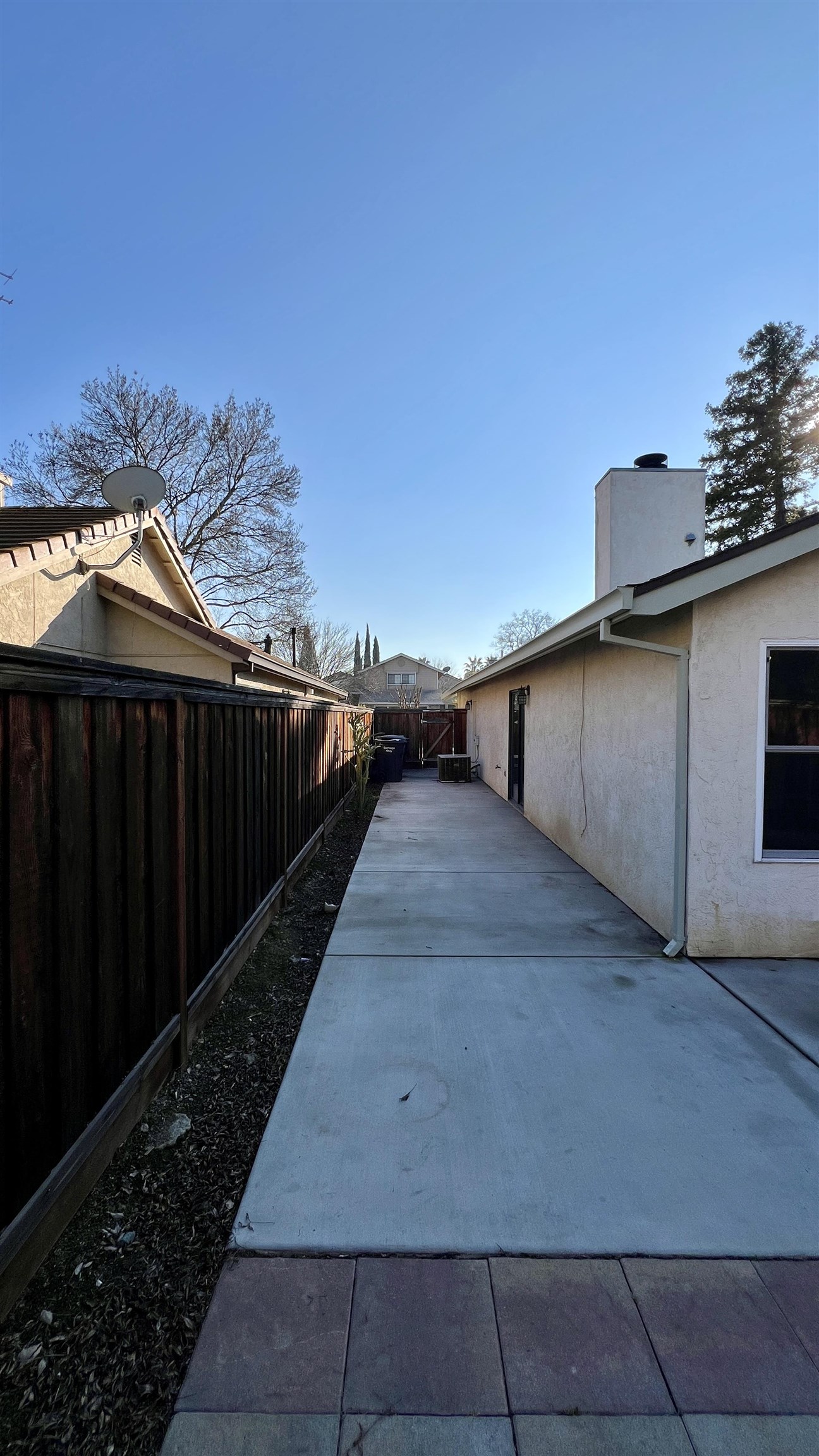 Detail Gallery Image 8 of 33 For 2231 Hillcrest Dr, Tracy,  CA 95377 - 3 Beds | 2 Baths