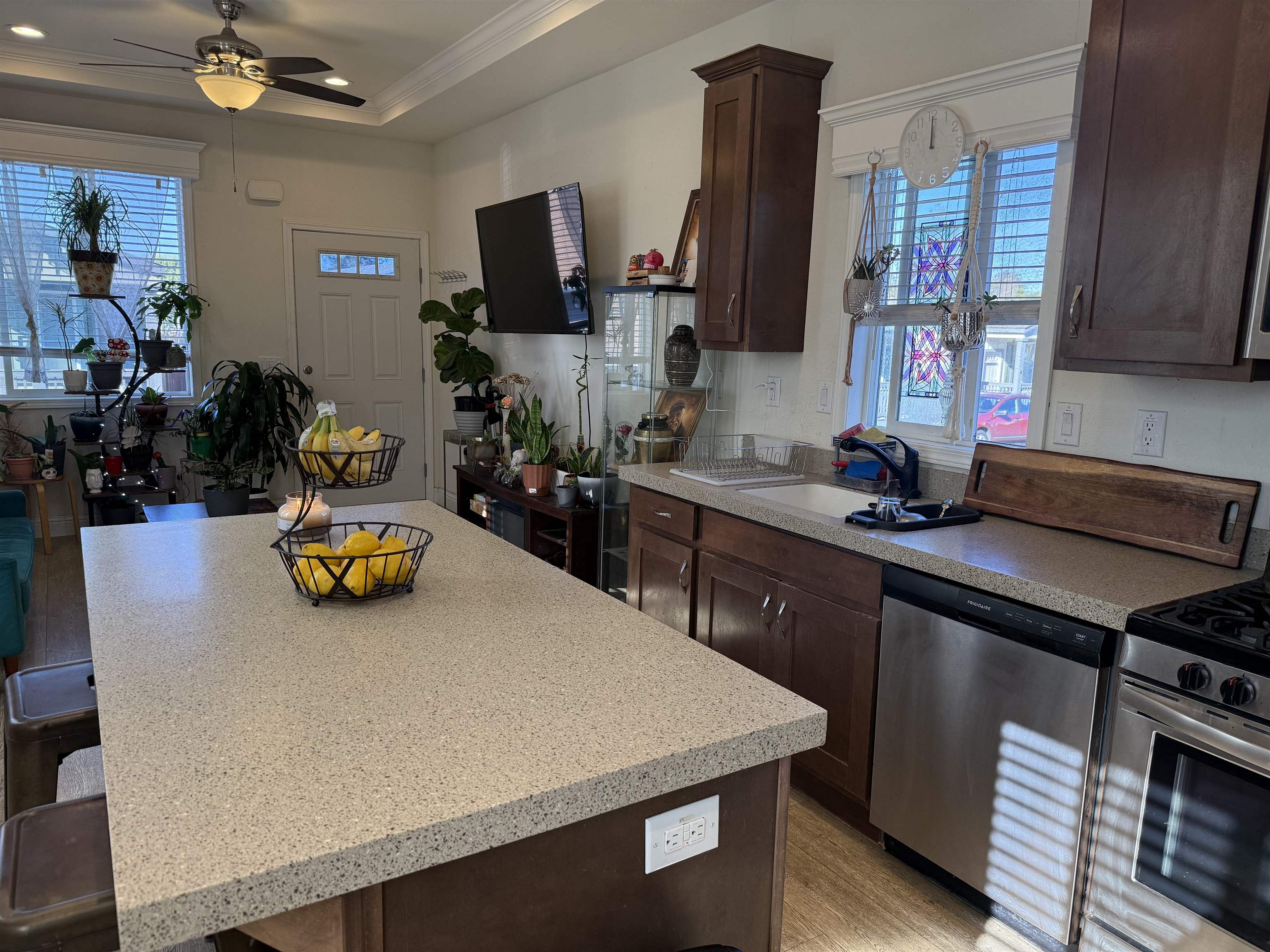 Detail Gallery Image 8 of 14 For 1161 Benicia Rd #21,  Vallejo,  CA 94591 - 2 Beds | 1 Baths