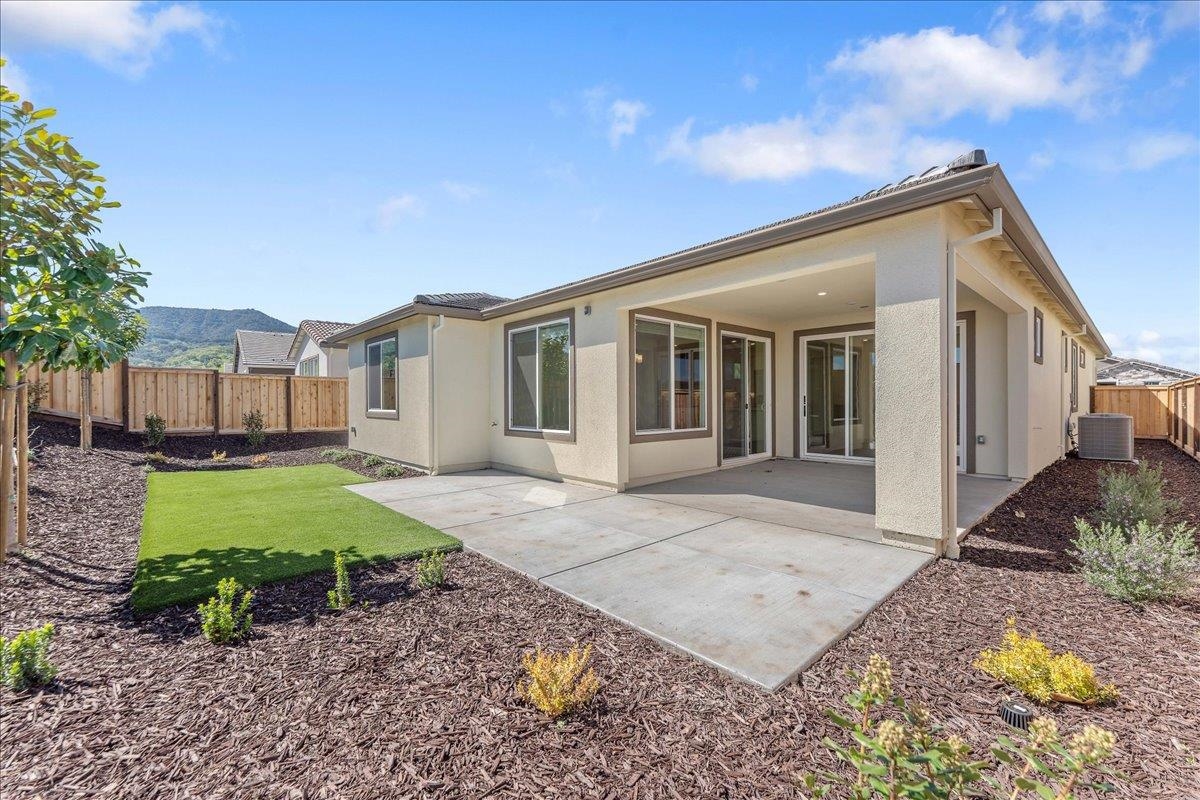 Detail Gallery Image 25 of 25 For 3214 Woody Way, Hollister,  CA 95023 - 3 Beds | 2/1 Baths