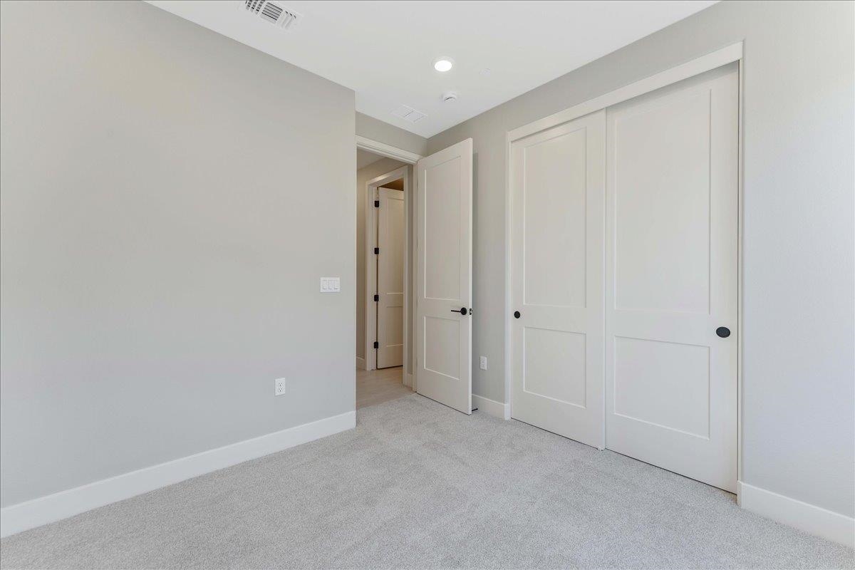 Detail Gallery Image 22 of 25 For 3247 Woody Way, Hollister,  CA 95023 - 3 Beds | 2/1 Baths