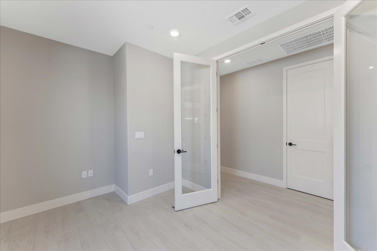 Detail Gallery Image 10 of 25 For 3247 Woody Way, Hollister,  CA 95023 - 3 Beds | 2/1 Baths