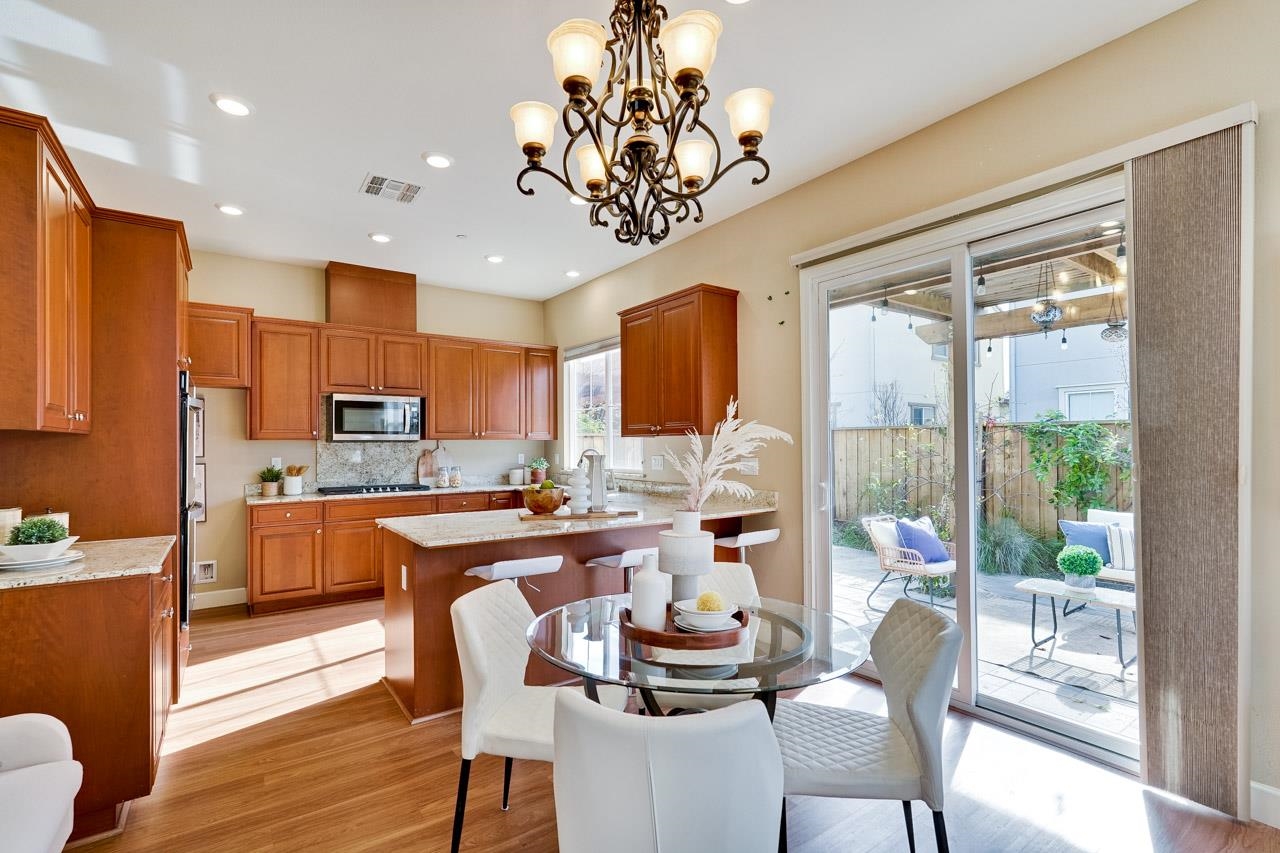 Detail Gallery Image 9 of 46 For 39715 Fog Shrew Rd, Newark,  CA 94560 - 5 Beds | 3 Baths