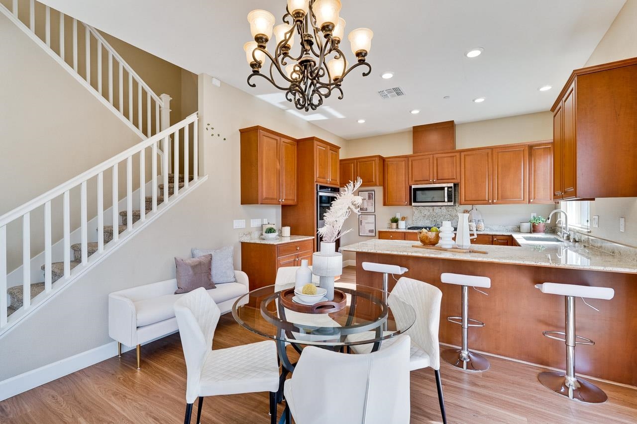 Detail Gallery Image 10 of 46 For 39715 Fog Shrew Rd, Newark,  CA 94560 - 5 Beds | 3 Baths