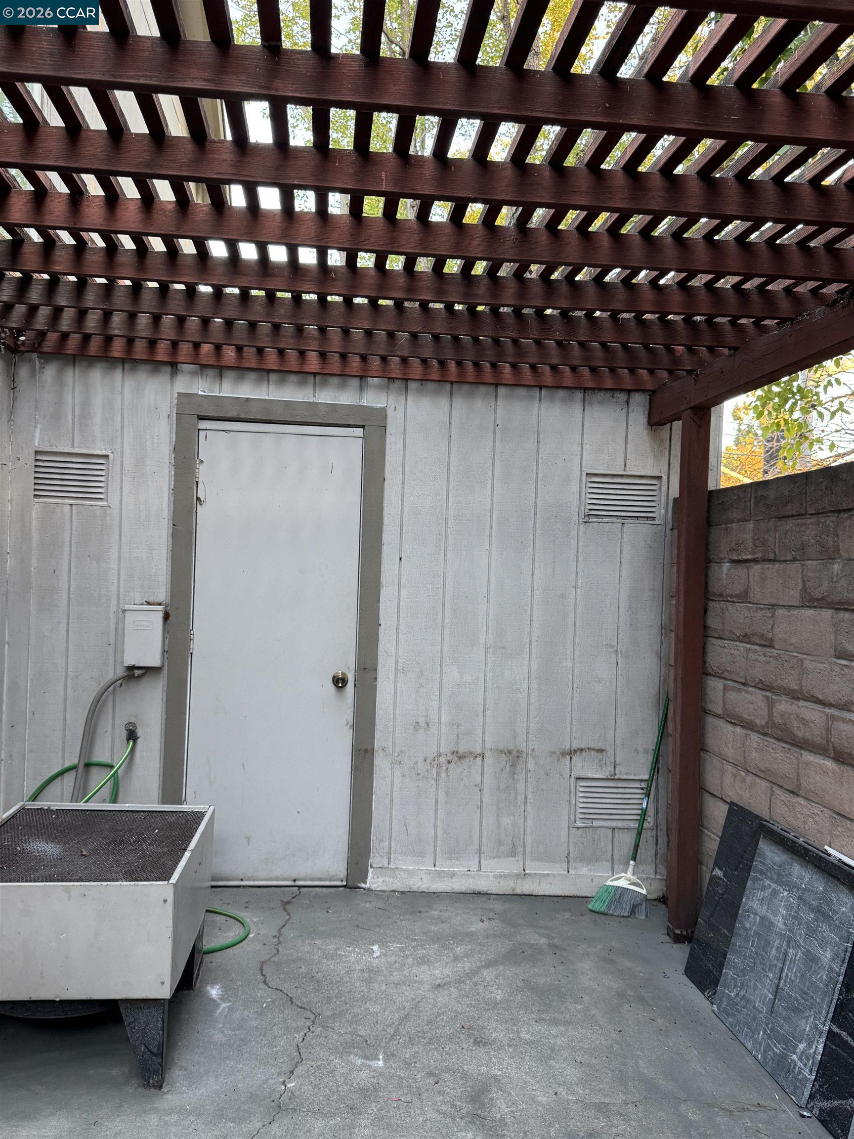 Detail Gallery Image 12 of 21 For 1725 Landana Dr #7,  Concord,  CA 94519 - 3 Beds | 2/1 Baths