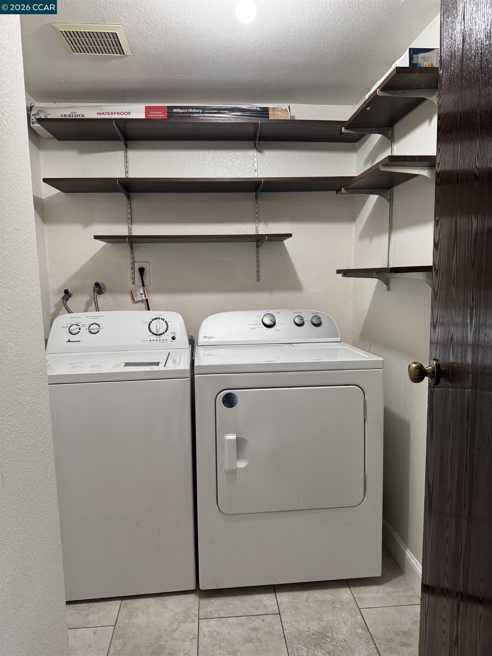 Detail Gallery Image 6 of 21 For 1725 Landana Dr #7,  Concord,  CA 94519 - 3 Beds | 2/1 Baths