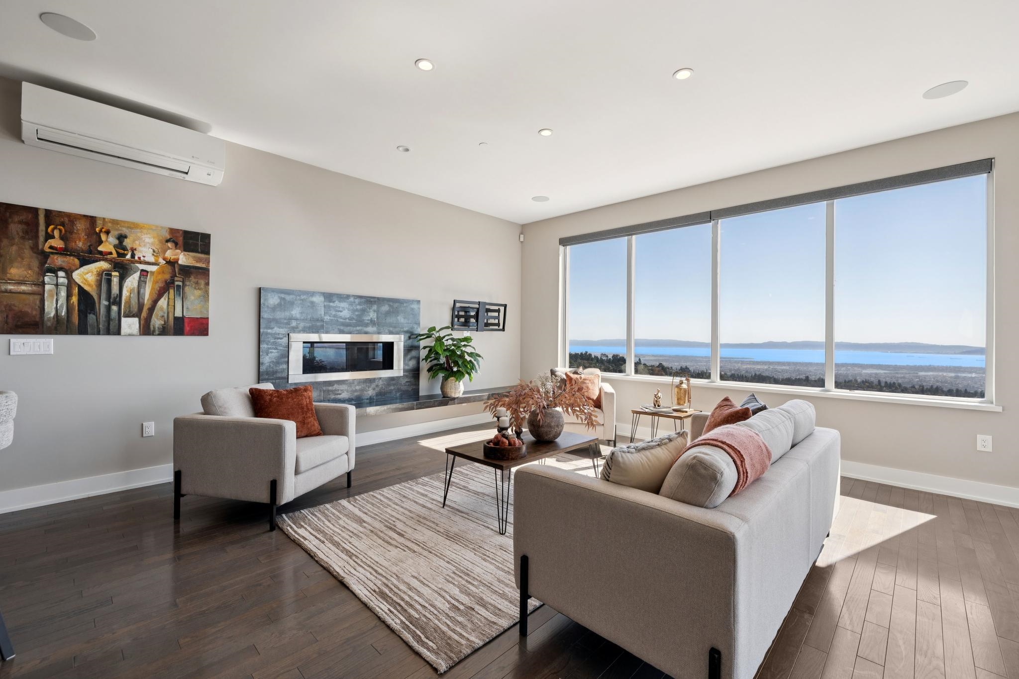 Detail Gallery Image 13 of 60 For 25 Diablo Dr, Oakland,  CA 94611 - 3 Beds | 3/1 Baths