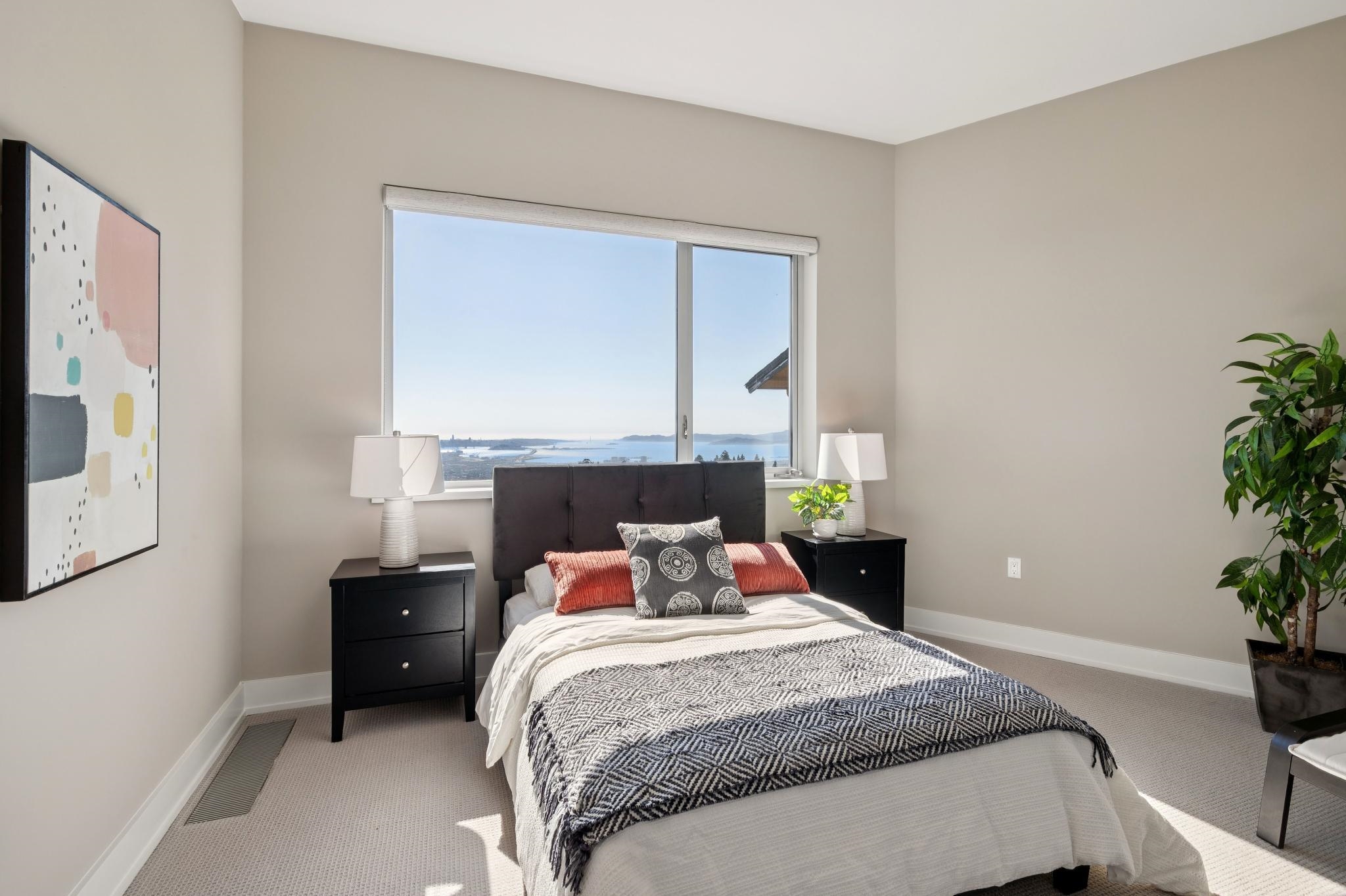 Detail Gallery Image 35 of 60 For 25 Diablo Dr, Oakland,  CA 94611 - 3 Beds | 3/1 Baths