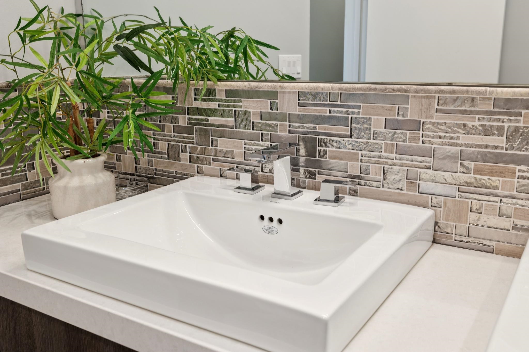 Detail Gallery Image 50 of 60 For 25 Diablo Dr, Oakland,  CA 94611 - 3 Beds | 3/1 Baths