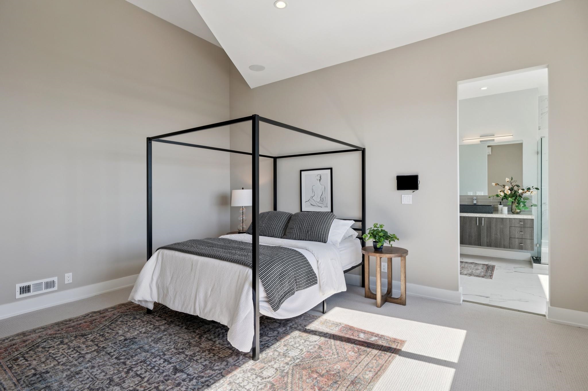 Detail Gallery Image 55 of 60 For 25 Diablo Dr, Oakland,  CA 94611 - 3 Beds | 3/1 Baths