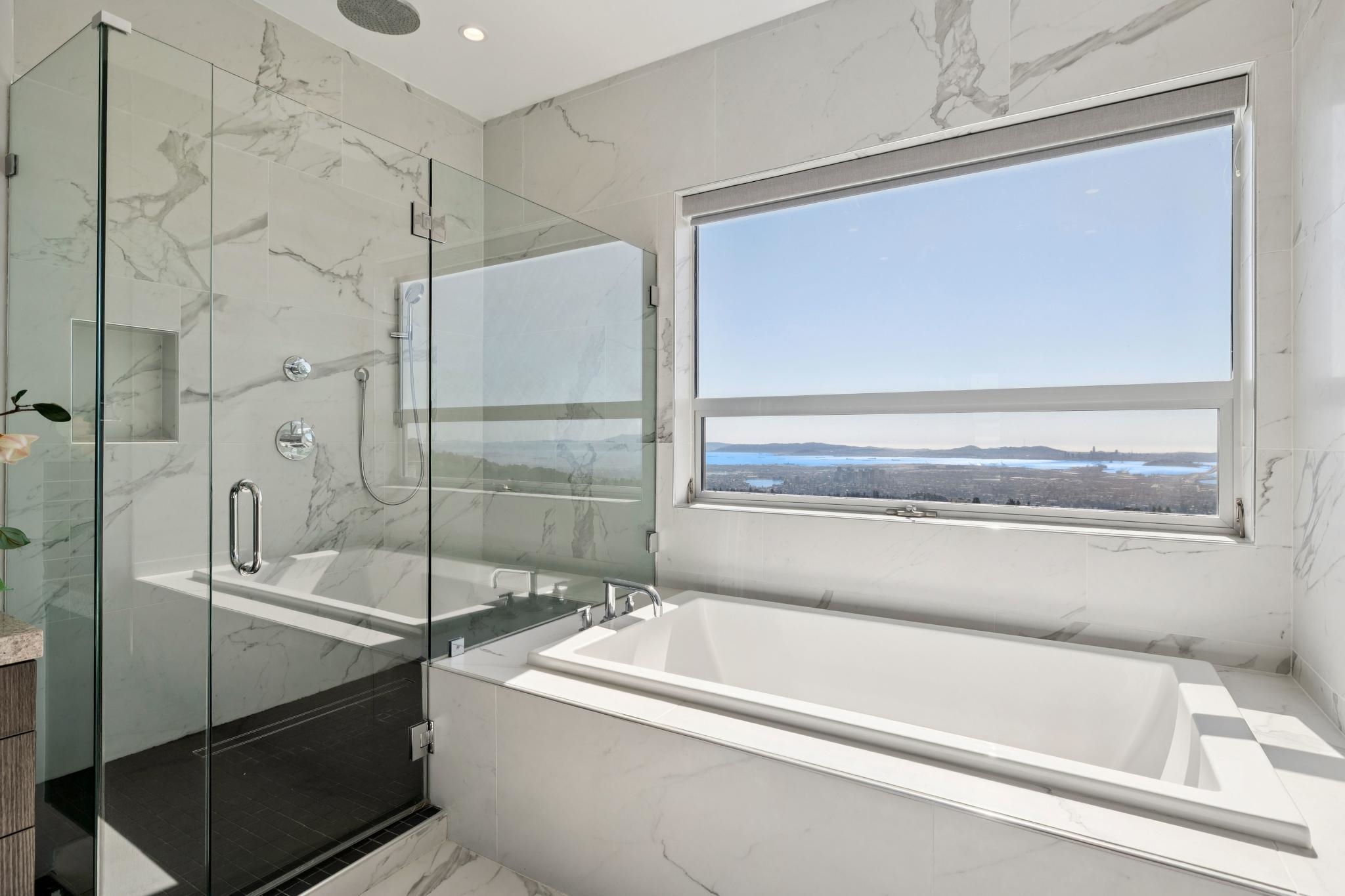 Detail Gallery Image 59 of 60 For 25 Diablo Dr, Oakland,  CA 94611 - 3 Beds | 3/1 Baths