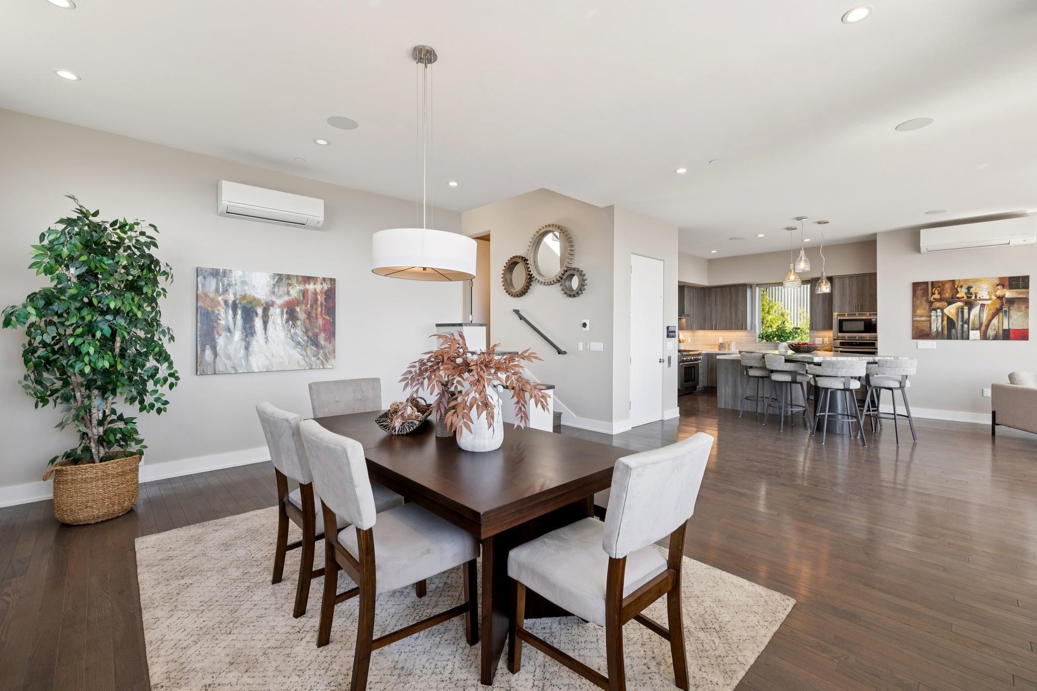 Detail Gallery Image 7 of 60 For 25 Diablo Dr, Oakland,  CA 94611 - 3 Beds | 3/1 Baths