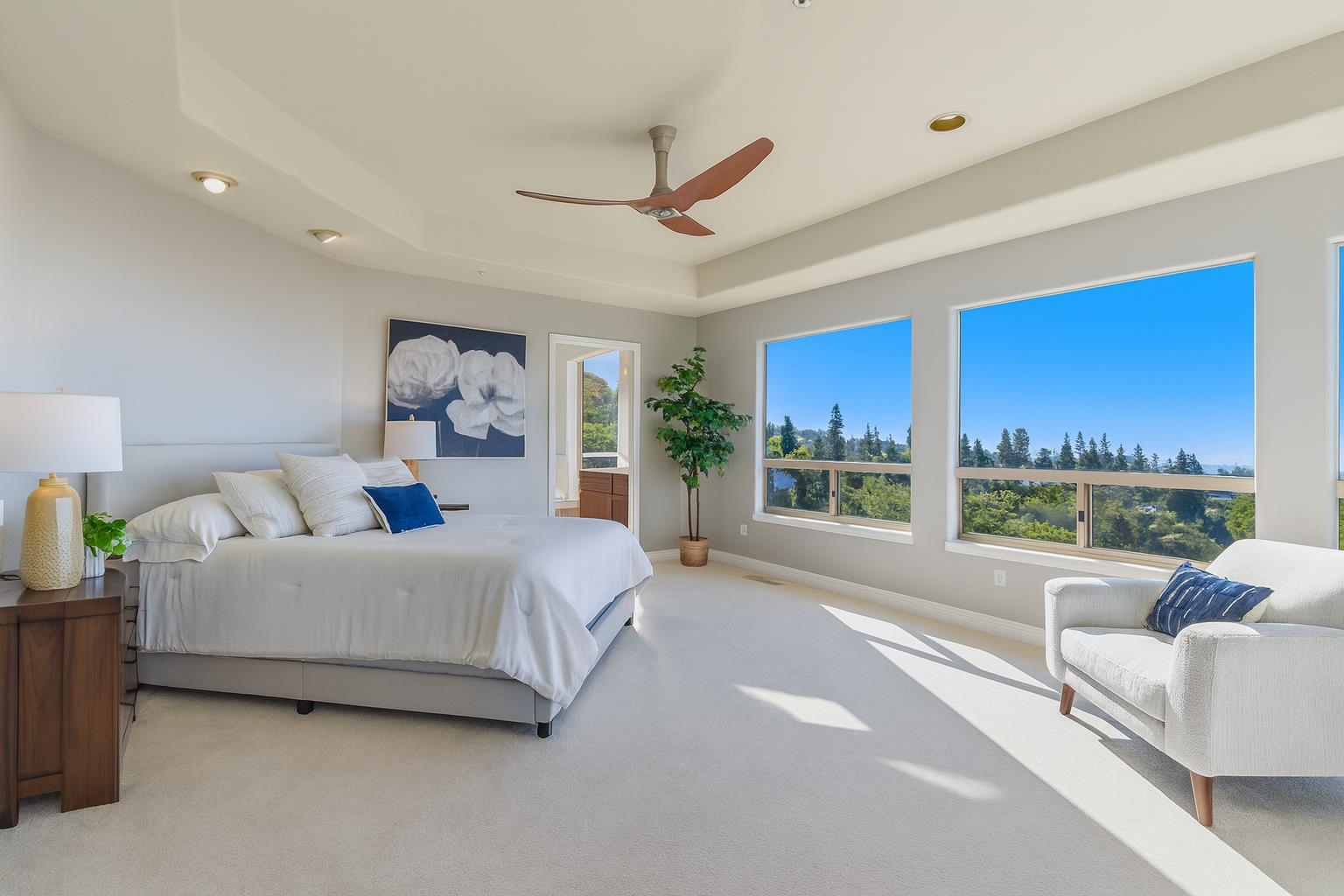 Detail Gallery Image 29 of 55 For 6413 Gwin Ct, Oakland,  CA 94611 - 4 Beds | 3/1 Baths