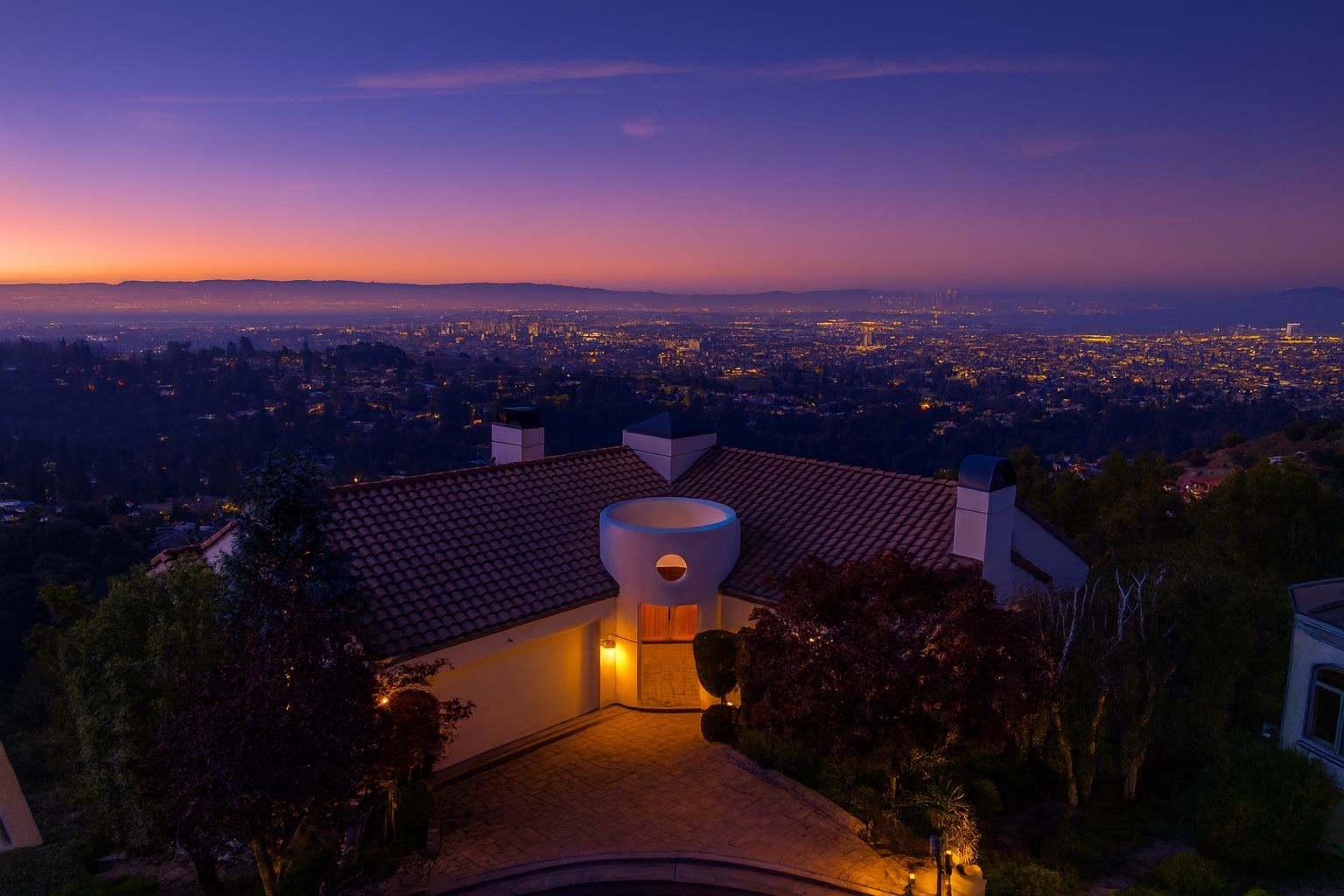 Detail Gallery Image 32 of 55 For 6413 Gwin Ct, Oakland,  CA 94611 - 4 Beds | 3/1 Baths