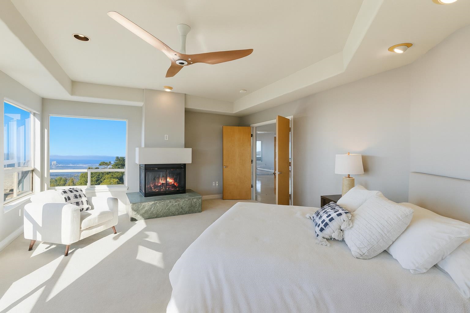 Detail Gallery Image 35 of 55 For 6413 Gwin Ct, Oakland,  CA 94611 - 4 Beds | 3/1 Baths