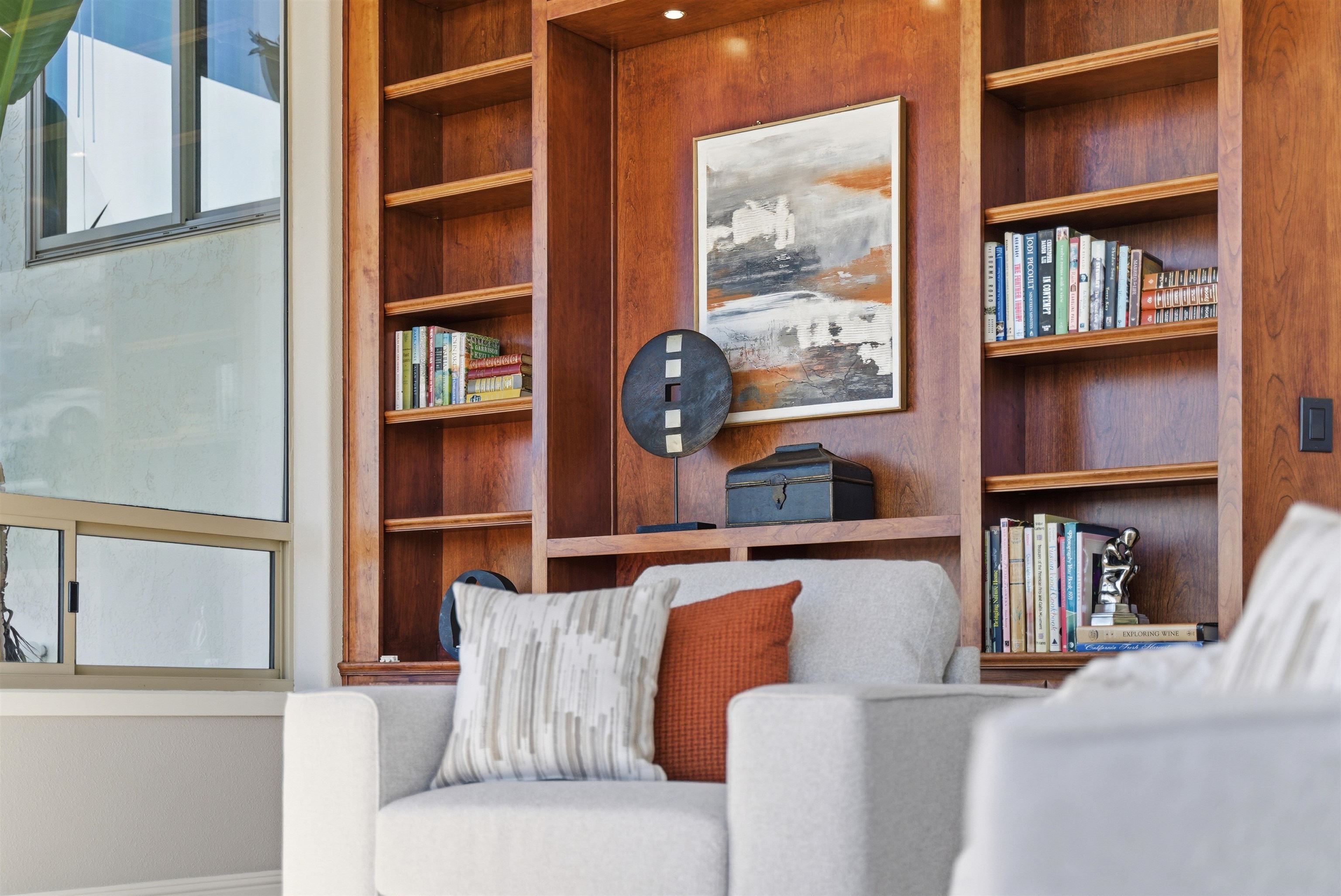 Detail Gallery Image 49 of 55 For 6413 Gwin Ct, Oakland,  CA 94611 - 4 Beds | 3/1 Baths