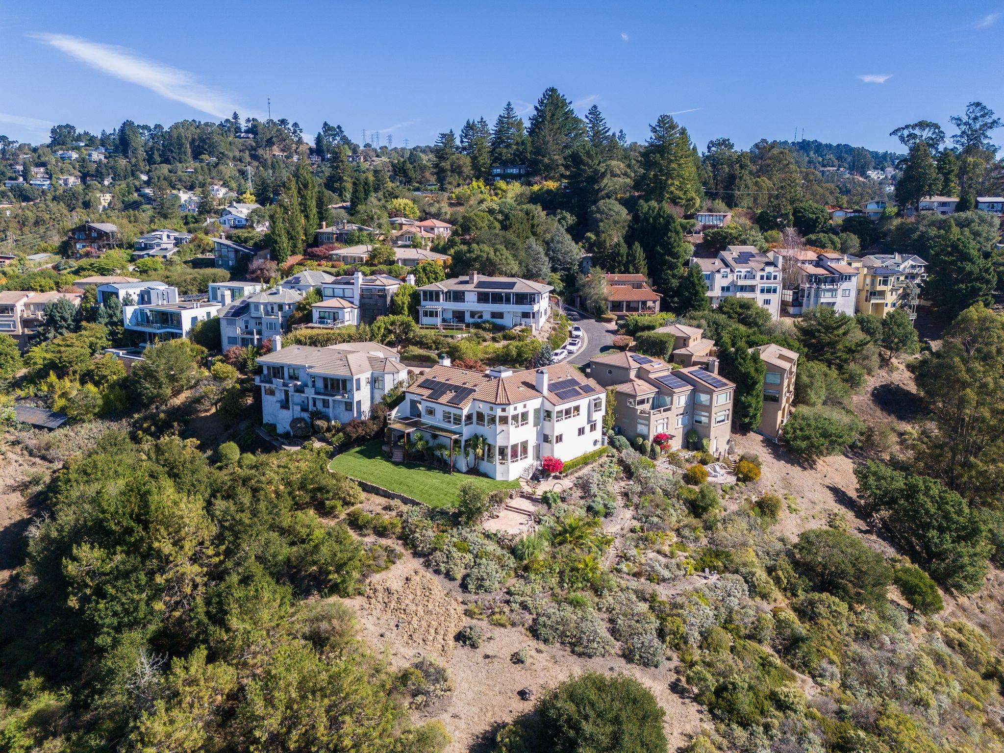 Detail Gallery Image 54 of 55 For 6413 Gwin Ct, Oakland,  CA 94611 - 4 Beds | 3/1 Baths