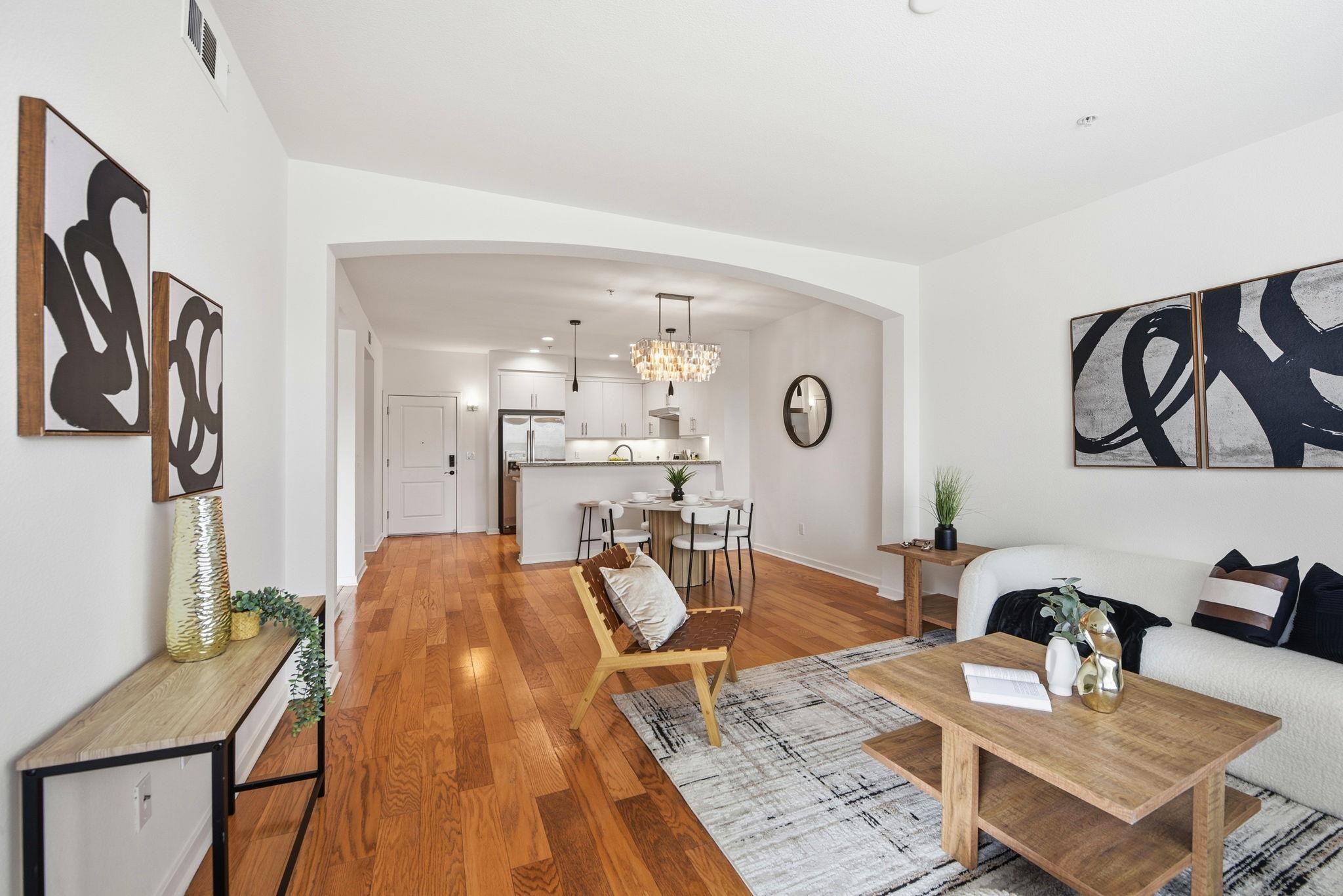 Photo #2: 41121323 Listing: Photo #2