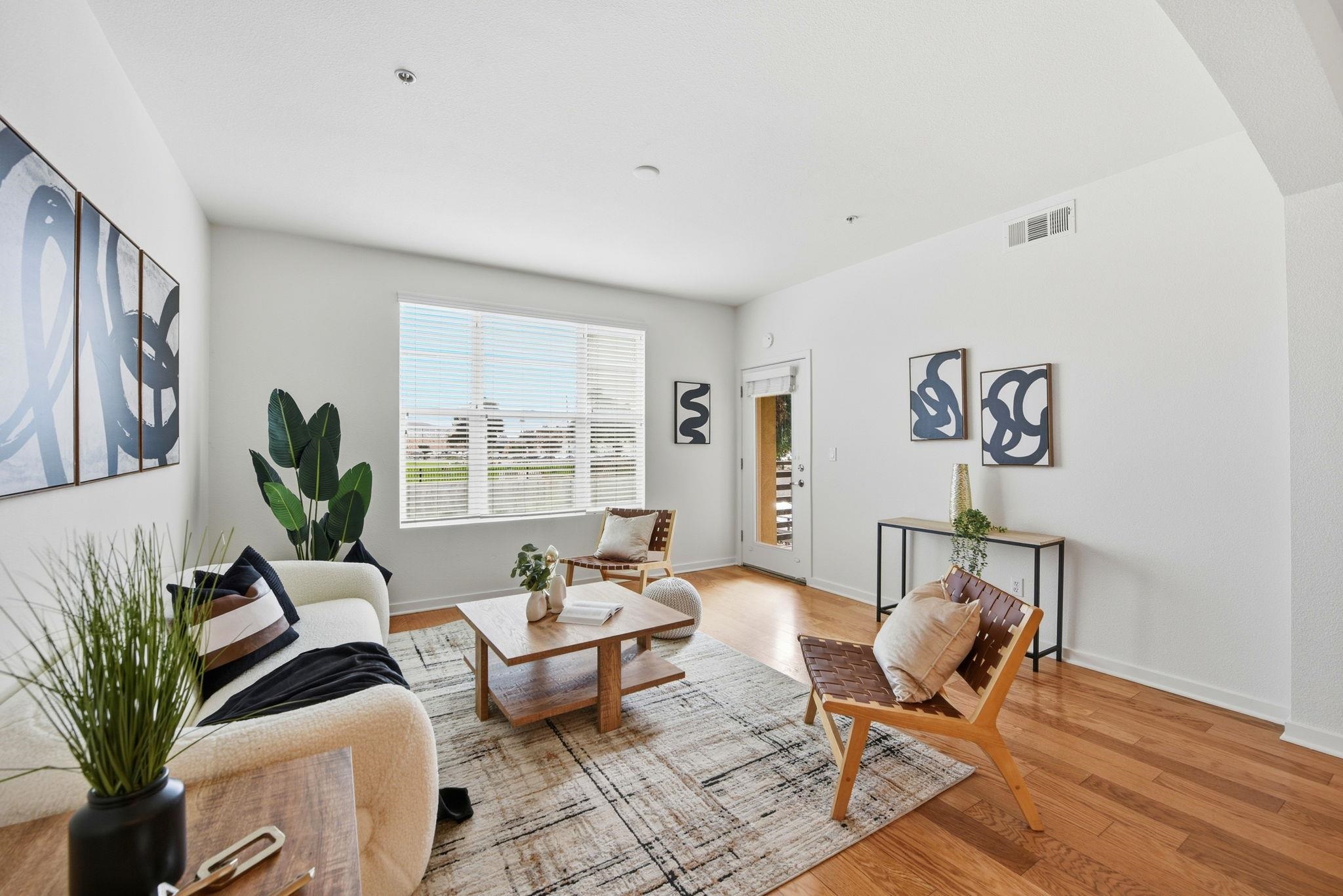 Photo #4: 41121323 Listing: Photo #4