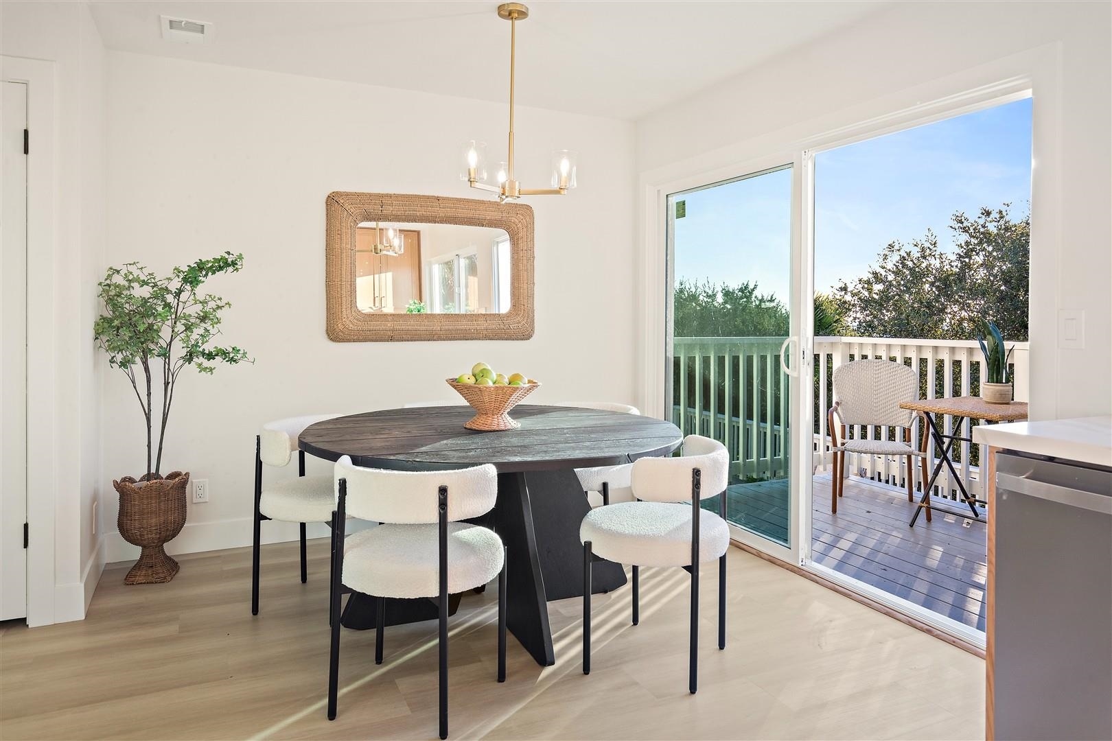 Detail Gallery Image 18 of 55 For 2973 Ralston Way, Hayward,  CA 94541 - 4 Beds | 2 Baths