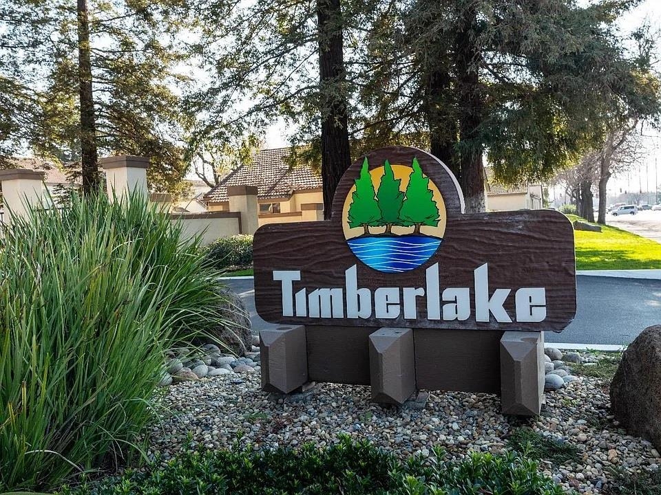 Detail Gallery Image 2 of 36 For 3701 Colonial Dr #36,  Modesto,  CA 95356 - 1 Beds | 1 Baths