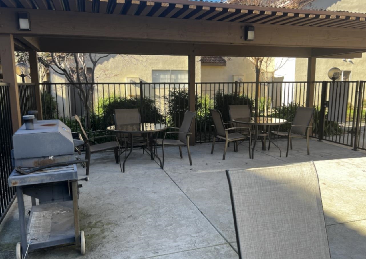 Detail Gallery Image 13 of 36 For 3701 Colonial Dr #36,  Modesto,  CA 95356 - 1 Beds | 1 Baths