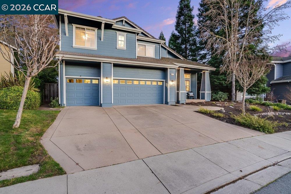 Detail Gallery Image 2 of 51 For 811 Vineyard Ct, Pleasant Hill,  CA 94523 - 4 Beds | 2/1 Baths