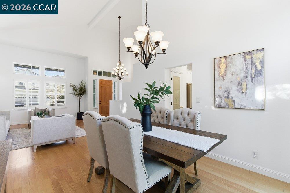 Detail Gallery Image 13 of 51 For 811 Vineyard Ct, Pleasant Hill,  CA 94523 - 4 Beds | 2/1 Baths