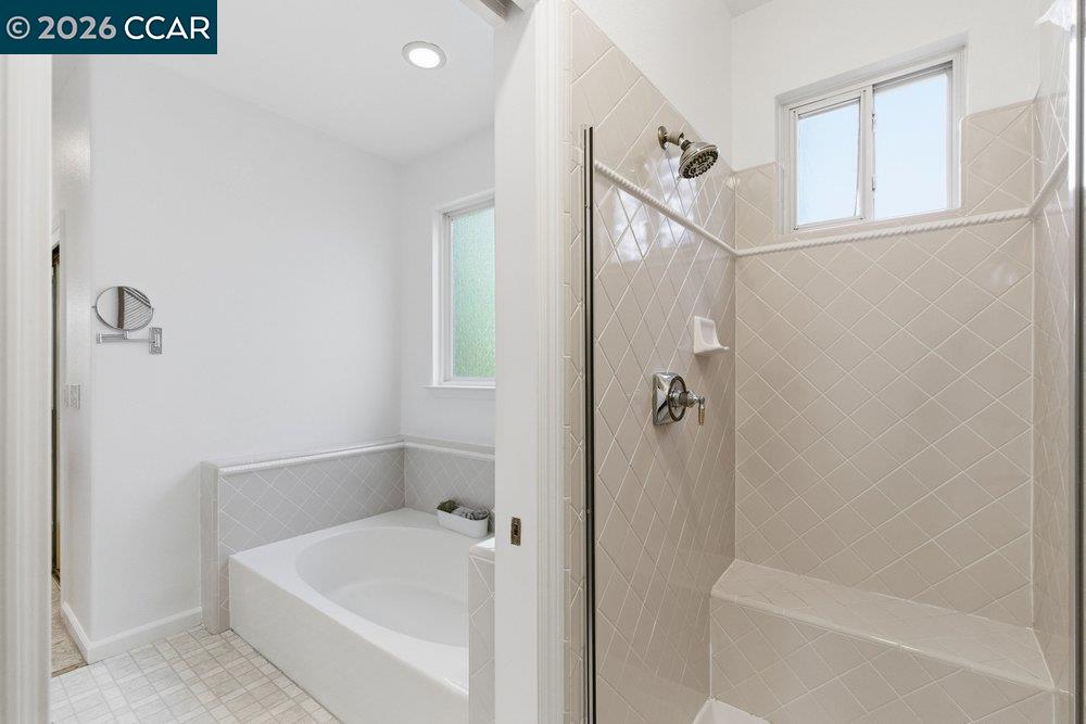 Detail Gallery Image 31 of 51 For 811 Vineyard Ct, Pleasant Hill,  CA 94523 - 4 Beds | 2/1 Baths
