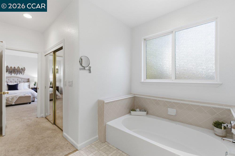 Detail Gallery Image 32 of 51 For 811 Vineyard Ct, Pleasant Hill,  CA 94523 - 4 Beds | 2/1 Baths