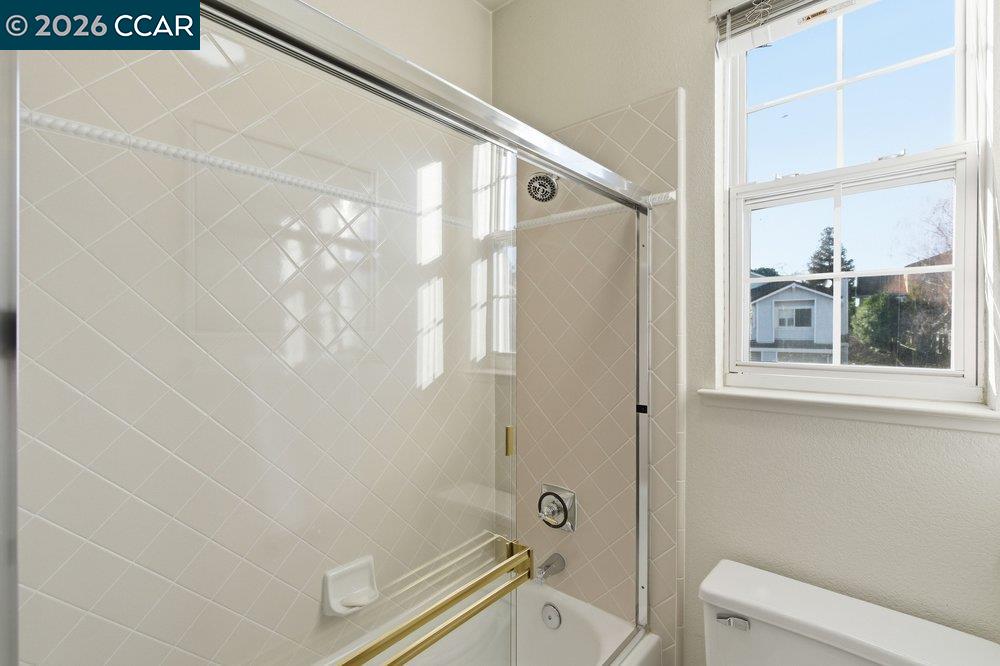 Detail Gallery Image 40 of 51 For 811 Vineyard Ct, Pleasant Hill,  CA 94523 - 4 Beds | 2/1 Baths