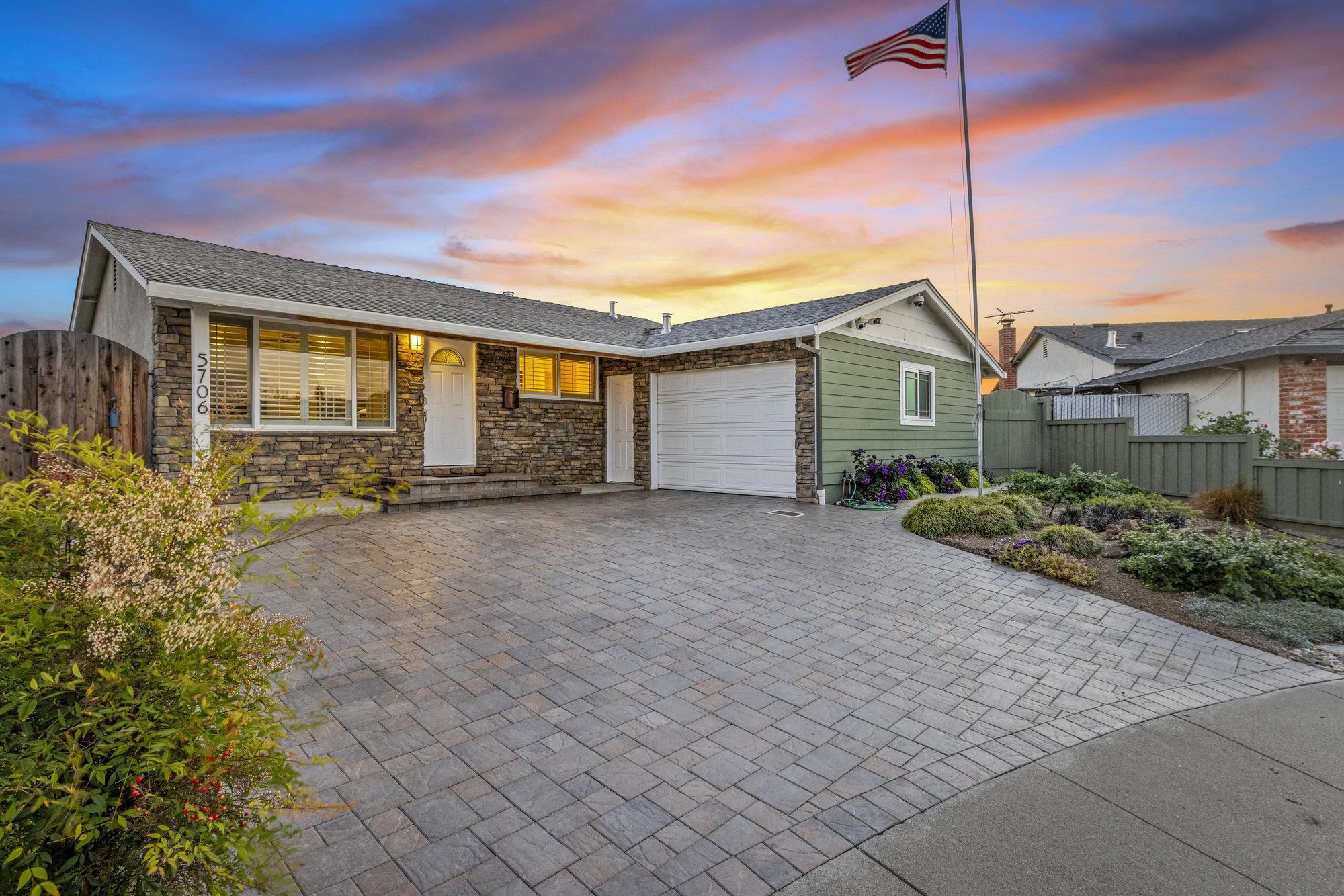 Detail Gallery Image 2 of 31 For 5706 Willkie Pl, Fremont,  CA 94538 - 3 Beds | 1 Baths