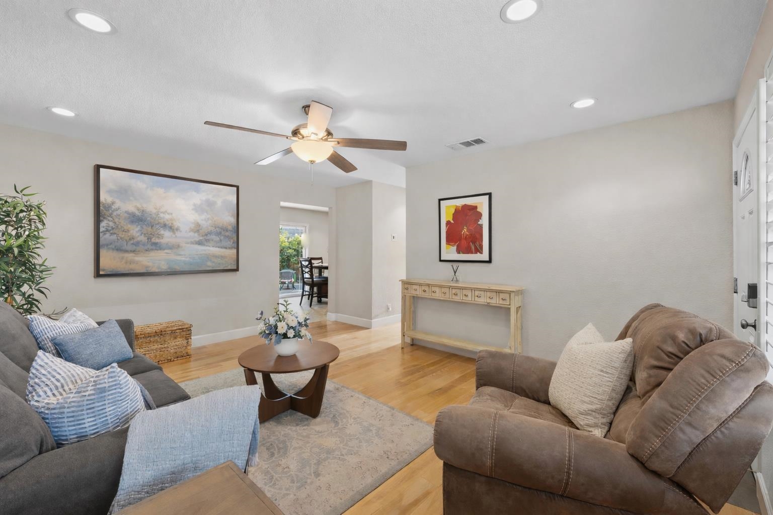 Detail Gallery Image 5 of 31 For 5706 Willkie Pl, Fremont,  CA 94538 - 3 Beds | 1 Baths