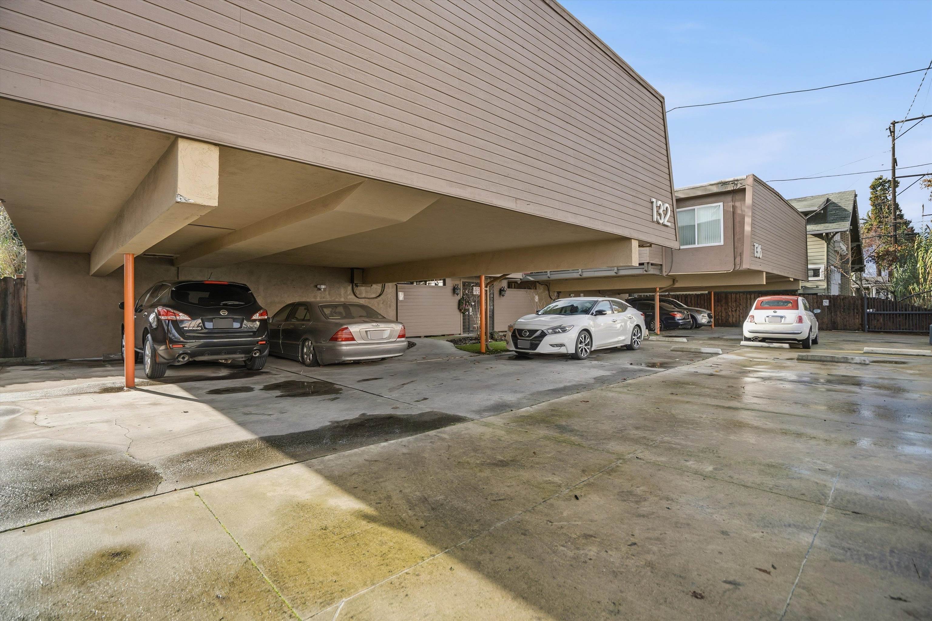 Detail Gallery Image 5 of 24 For 136 W Vine Street, Stockton,  CA 95202 - – Beds | – Baths