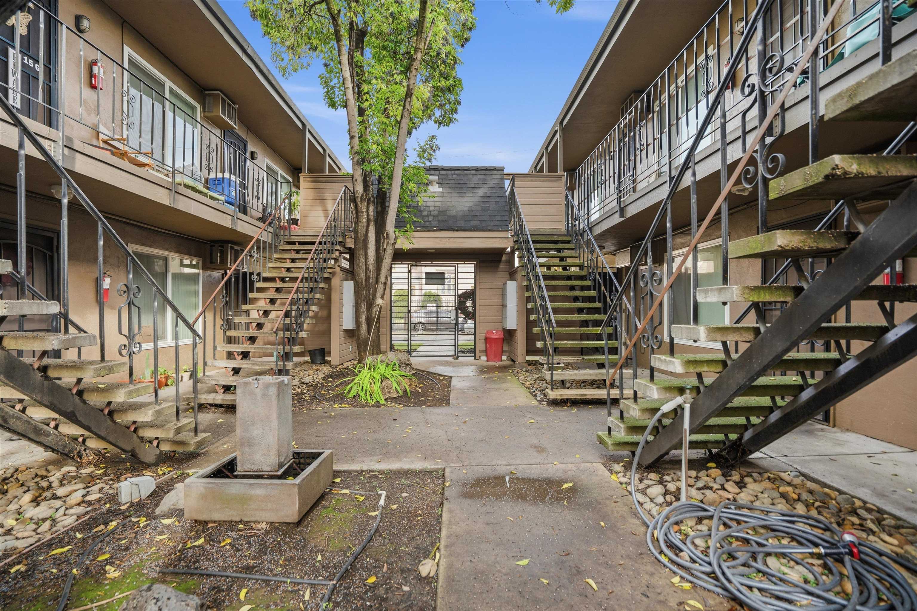 Detail Gallery Image 8 of 24 For 136 W Vine Street, Stockton,  CA 95202 - – Beds | – Baths