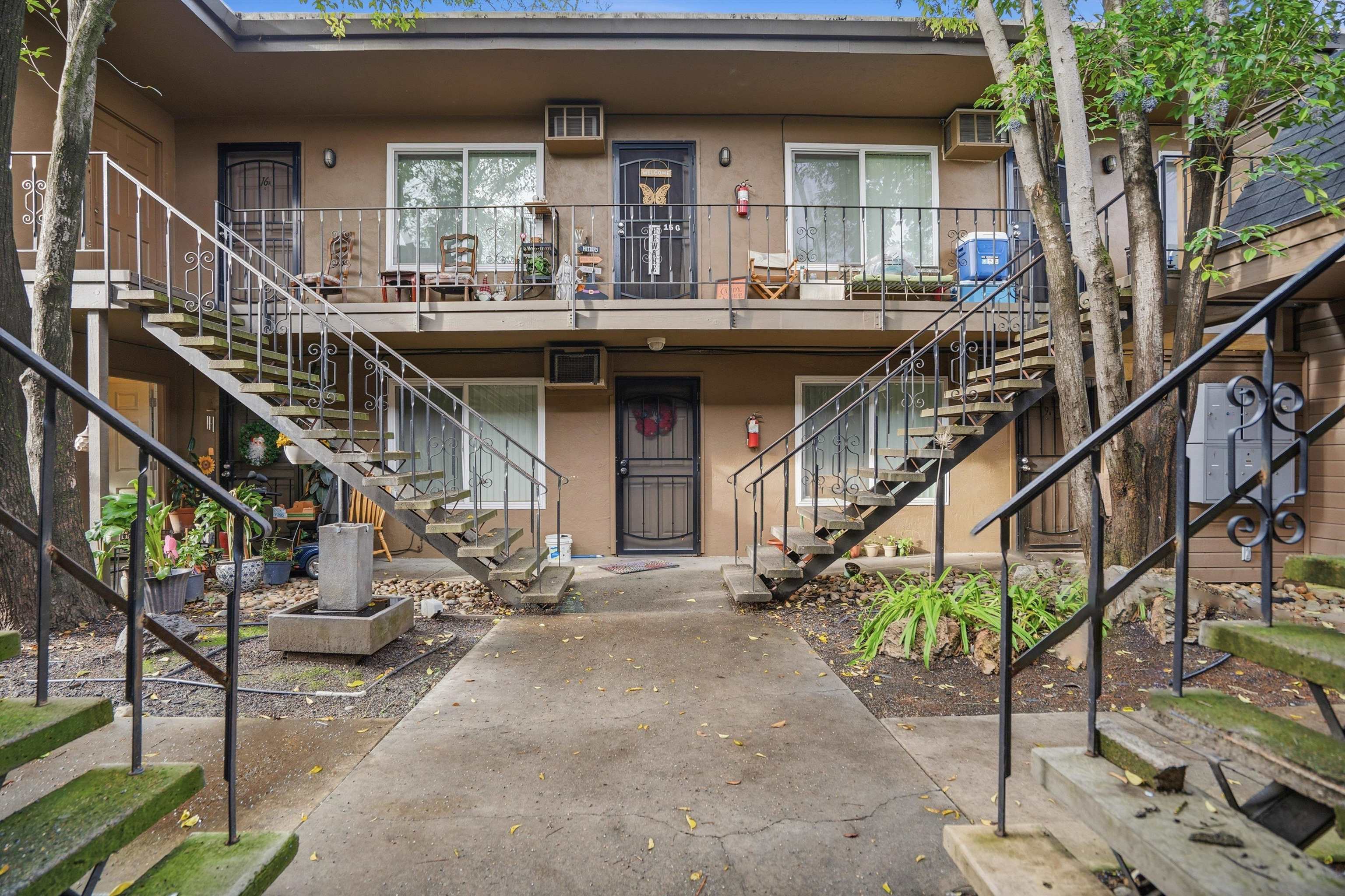 Detail Gallery Image 9 of 24 For 136 W Vine Street, Stockton,  CA 95202 - – Beds | – Baths