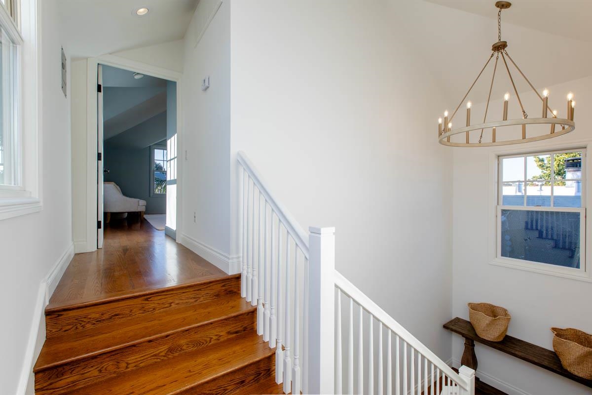 Detail Gallery Image 15 of 60 For 1427 Bay St, Alameda,  CA 94501 - 4 Beds | 3 Baths