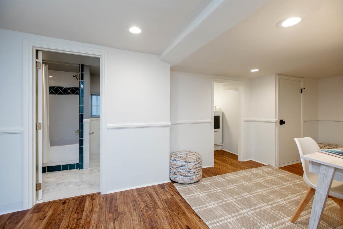 Detail Gallery Image 33 of 60 For 1427 Bay St, Alameda,  CA 94501 - 4 Beds | 3 Baths