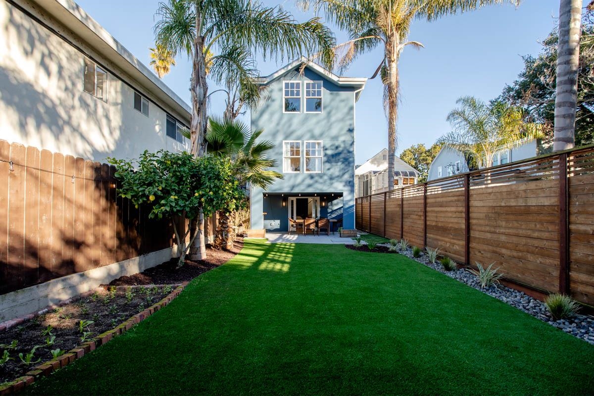 Detail Gallery Image 43 of 60 For 1427 Bay St, Alameda,  CA 94501 - 4 Beds | 3 Baths