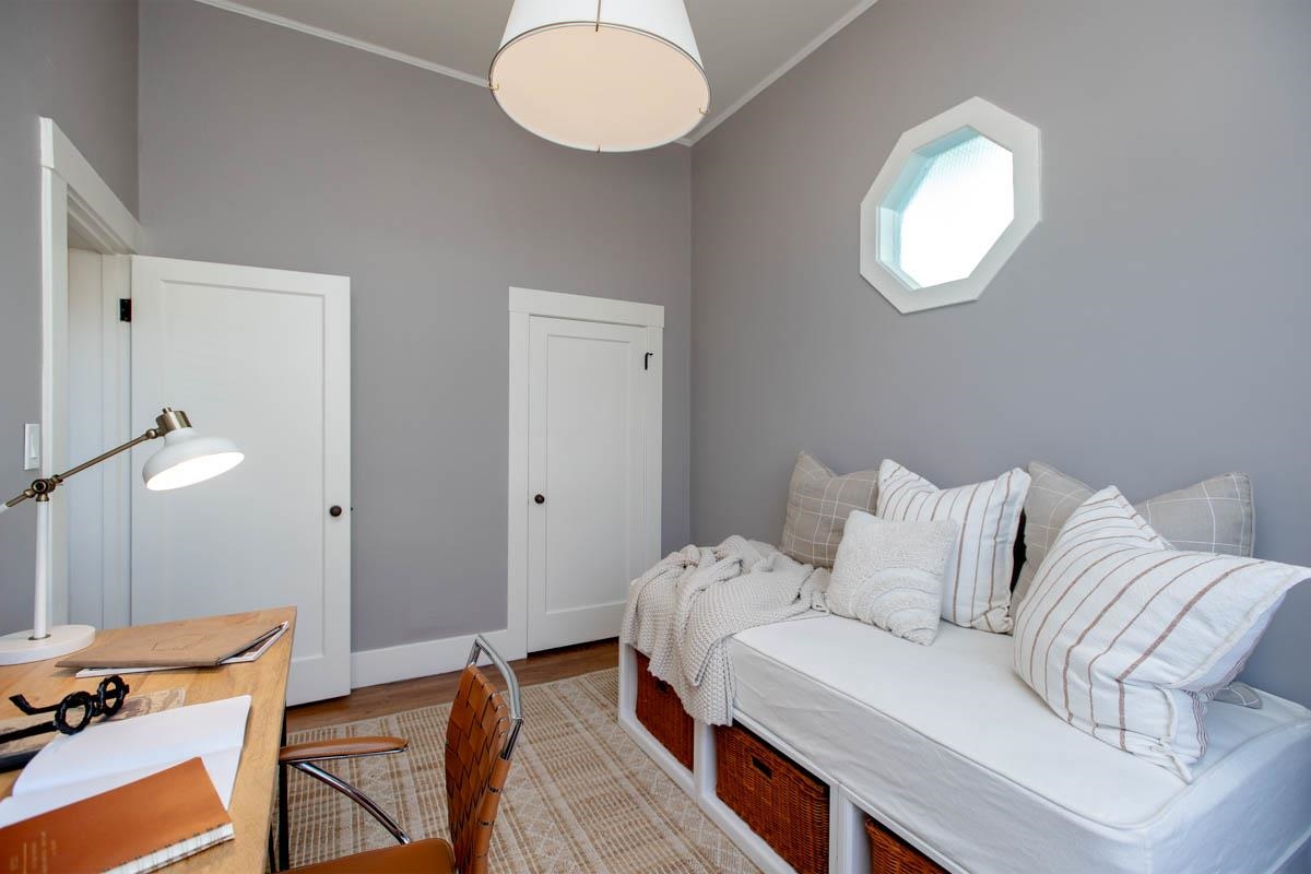 Detail Gallery Image 10 of 60 For 1427 Bay St, Alameda,  CA 94501 - 4 Beds | 3 Baths