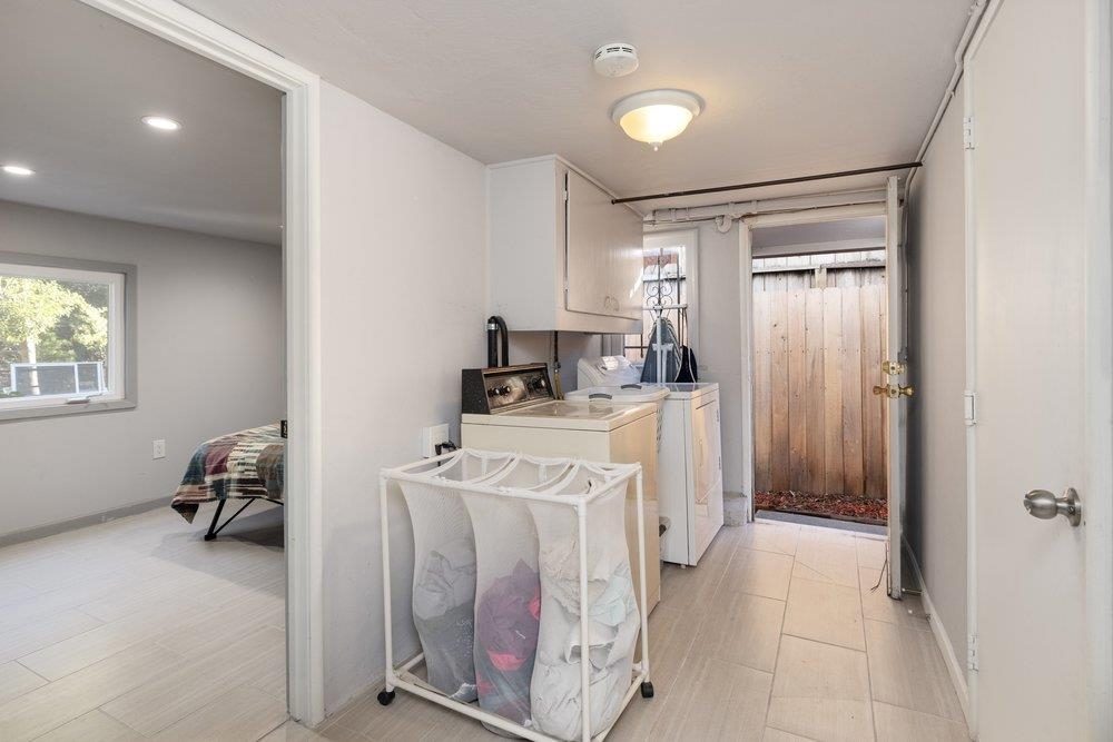 Detail Gallery Image 28 of 47 For 9600 Golf Links, Oakland,  CA 94605 - 2 Beds | 1 Baths