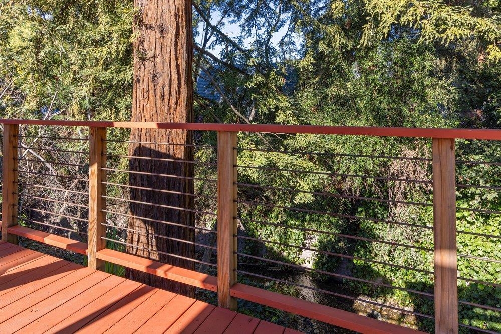 Detail Gallery Image 10 of 47 For 9600 Golf Links, Oakland,  CA 94605 - 2 Beds | 1 Baths