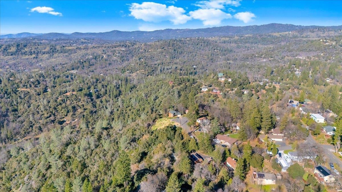 Detail Gallery Image 22 of 30 For 18835 Evergreen Dr, Tuolumne,  CA 95379 - – Beds | – Baths