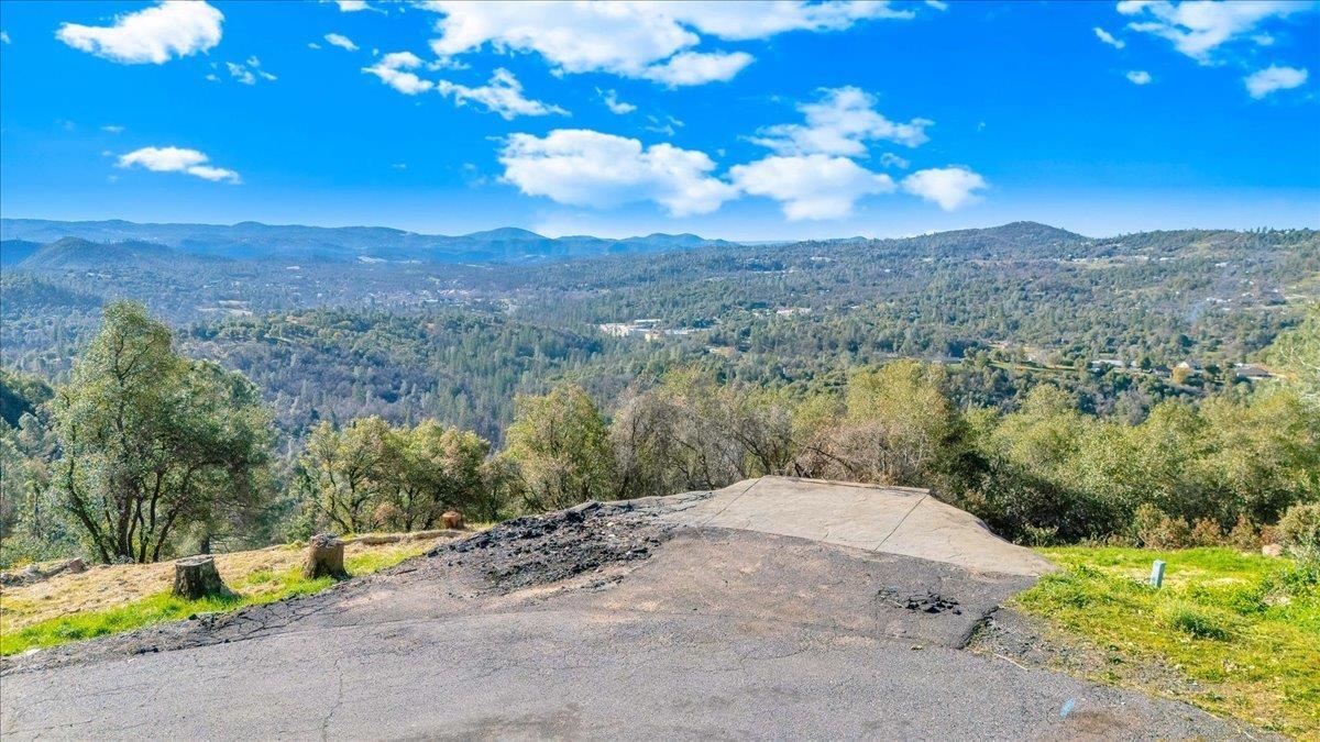 Detail Gallery Image 9 of 30 For 18835 Evergreen Dr, Tuolumne,  CA 95379 - – Beds | – Baths